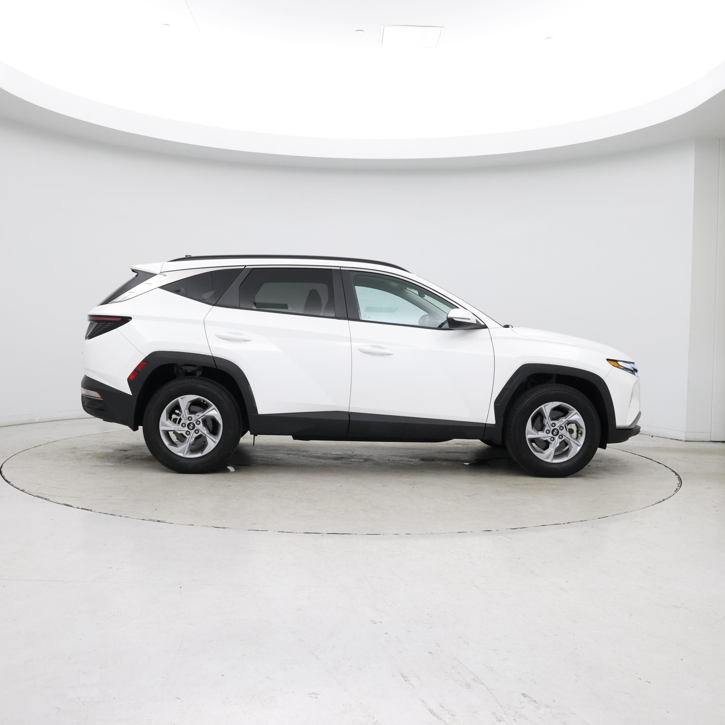 Thumbnail: 2023 Hyundai Tucson - 7