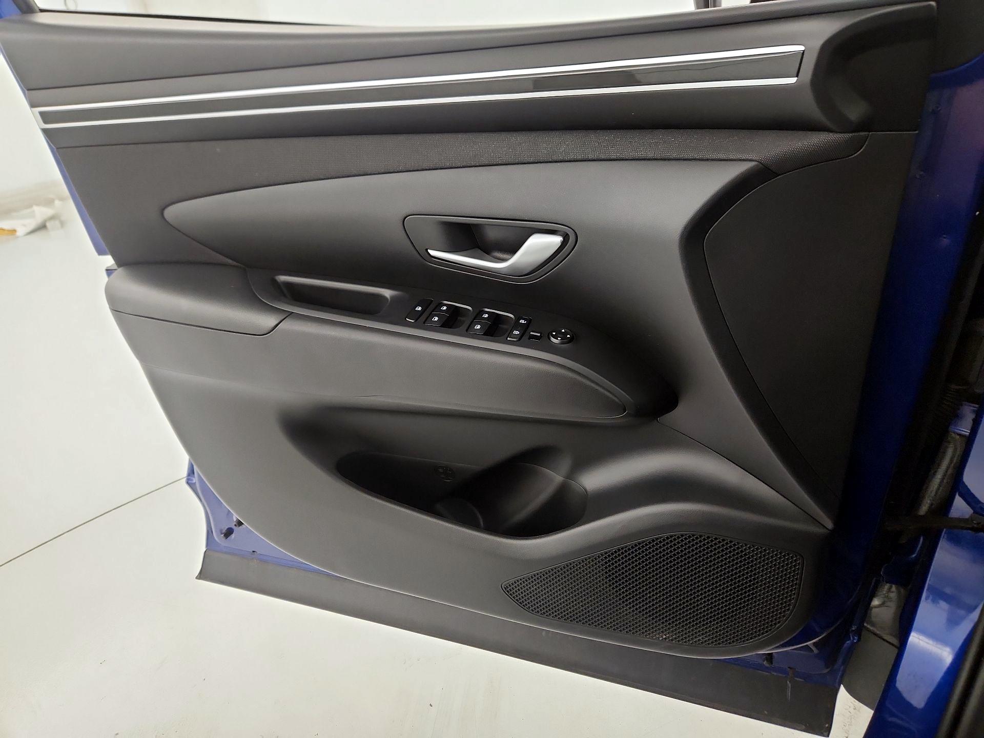 Thumbnail: 2023 Hyundai Tucson - 12