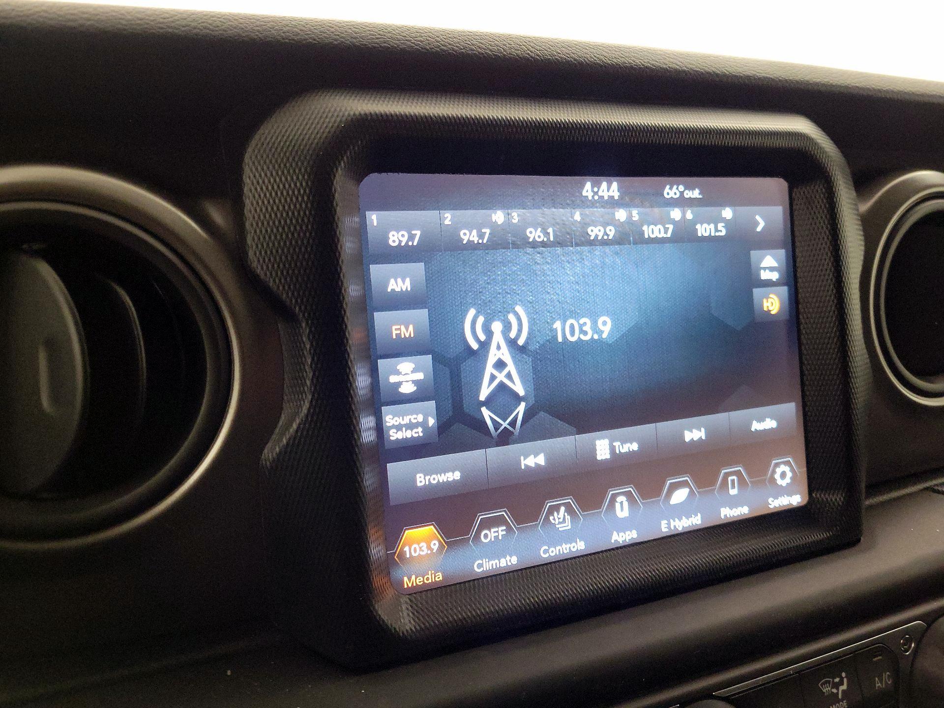 Thumbnail: 2023 Jeep Wrangler - 16