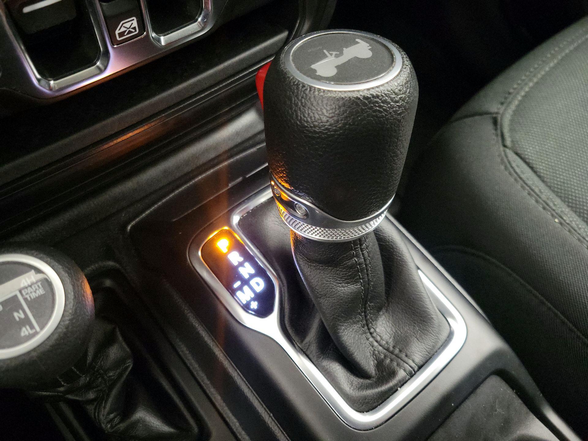 Thumbnail: 2023 Jeep Wrangler - 18