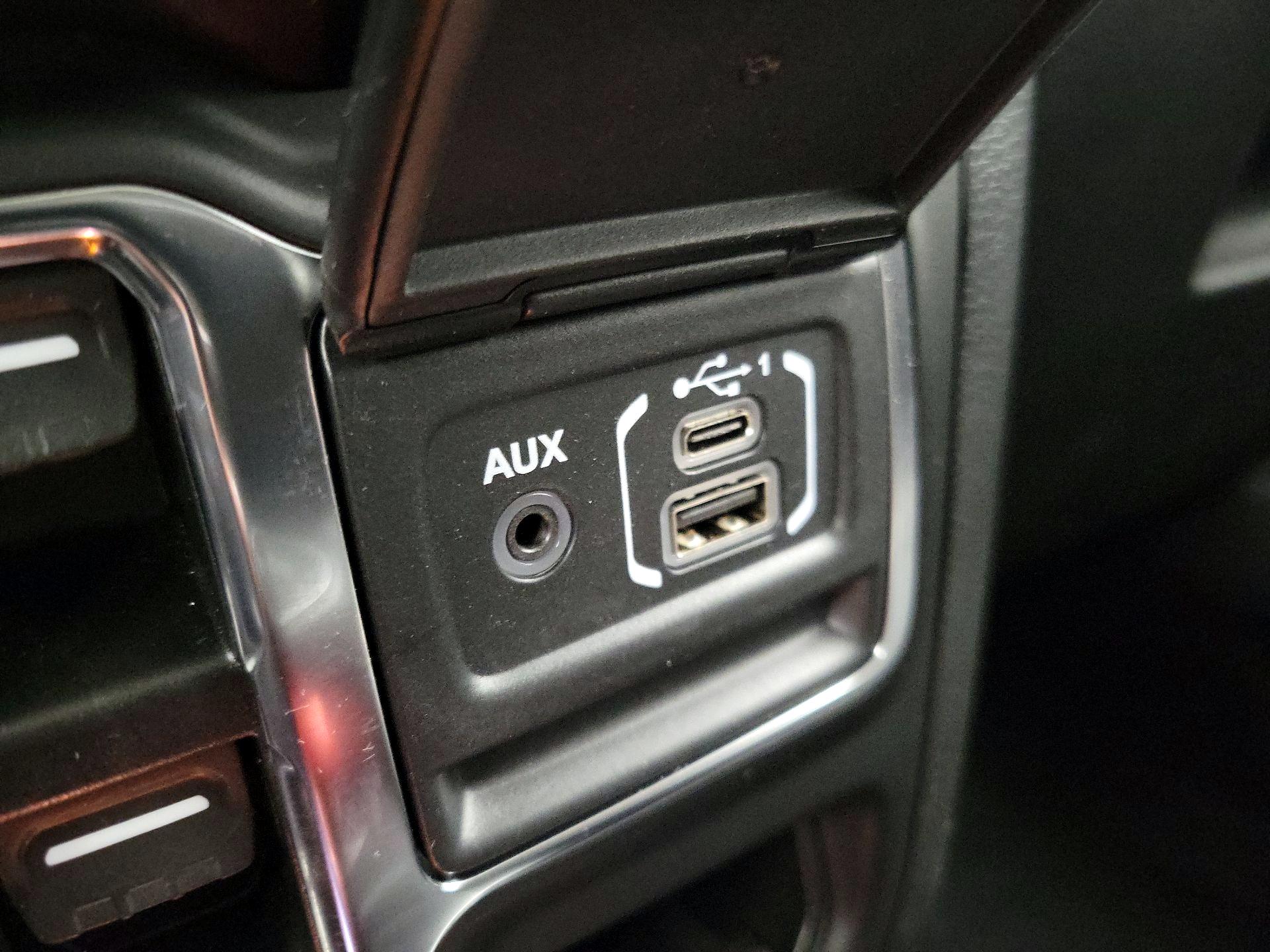 Thumbnail: 2023 Jeep Wrangler - 19