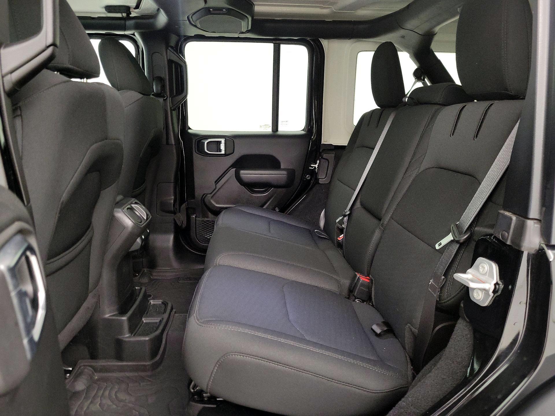 Thumbnail: 2023 Jeep Wrangler - 20