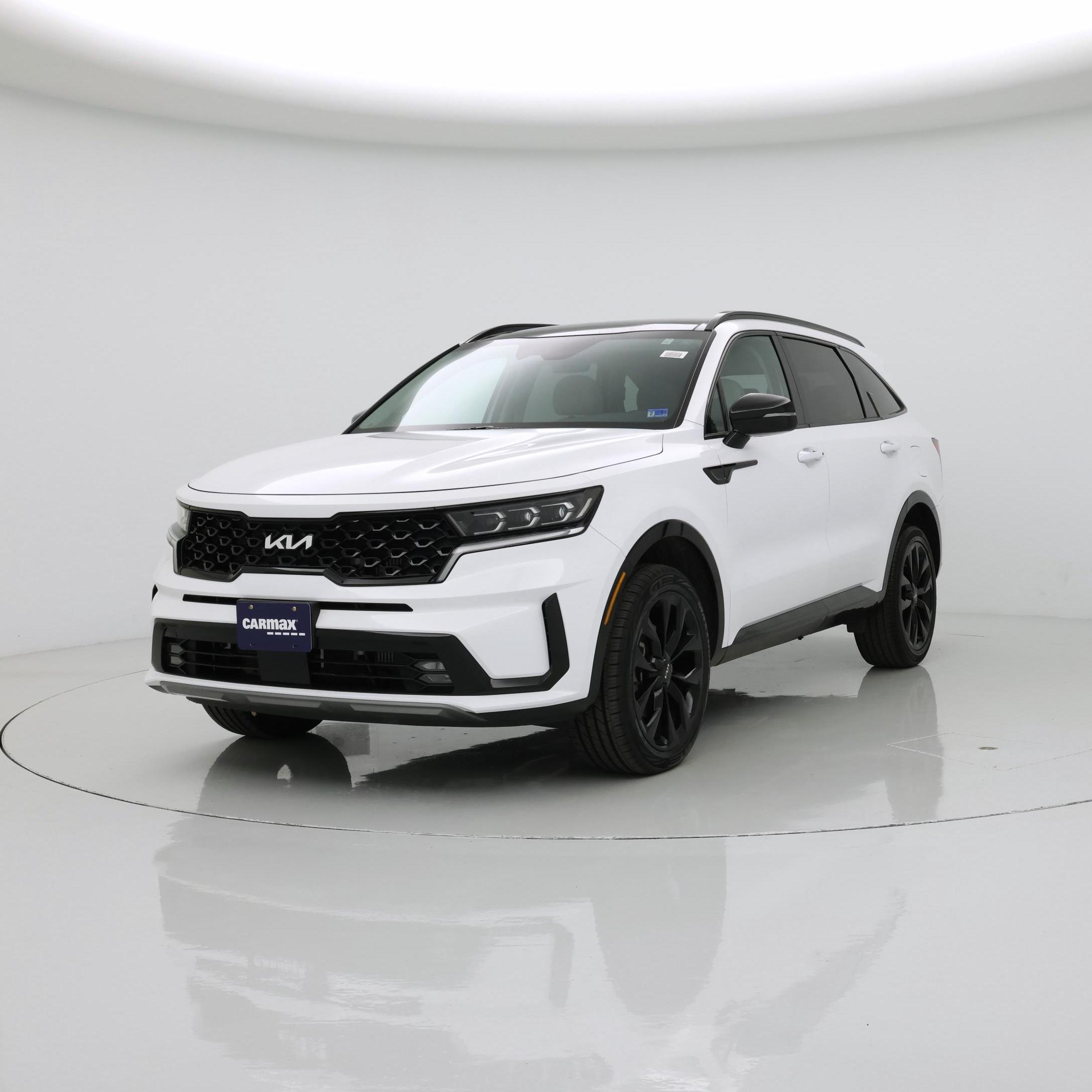 Thumbnail: 2023 Kia Sorento - 4