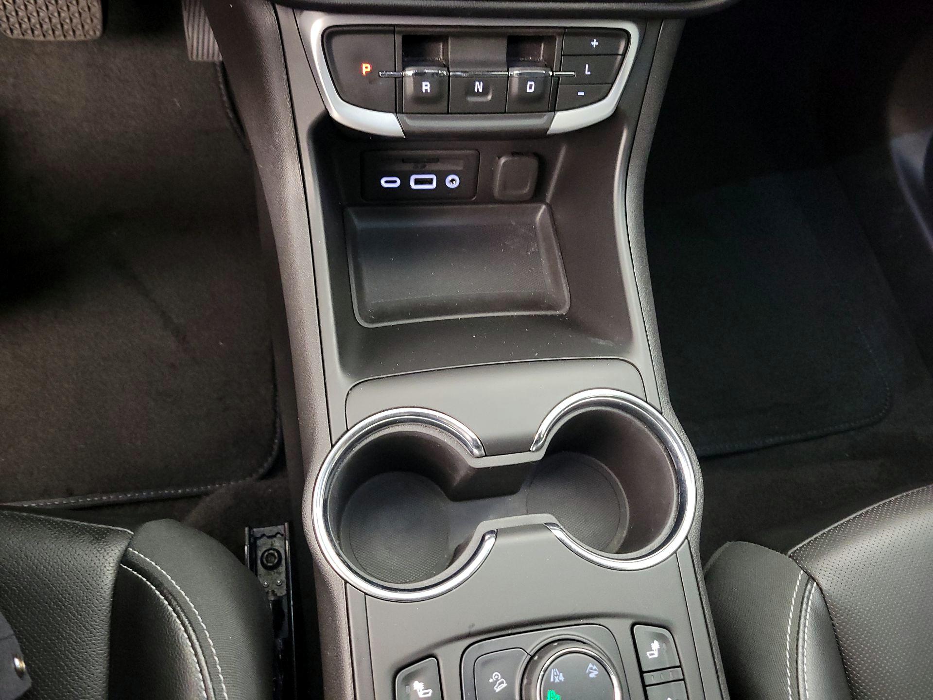 Thumbnail: 2023 GMC Terrain - 17