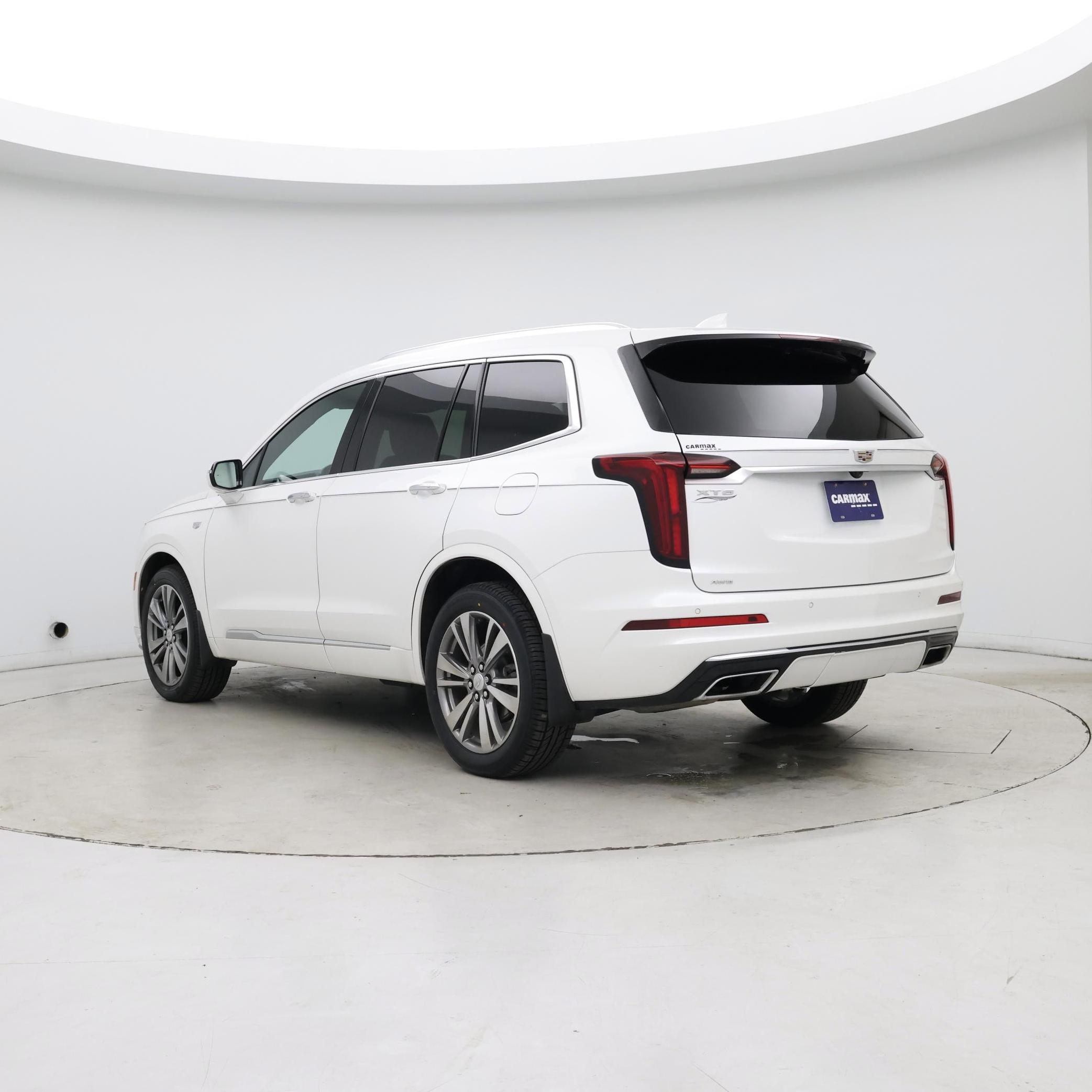 Thumbnail: 2021 Cadillac XT6 - 2