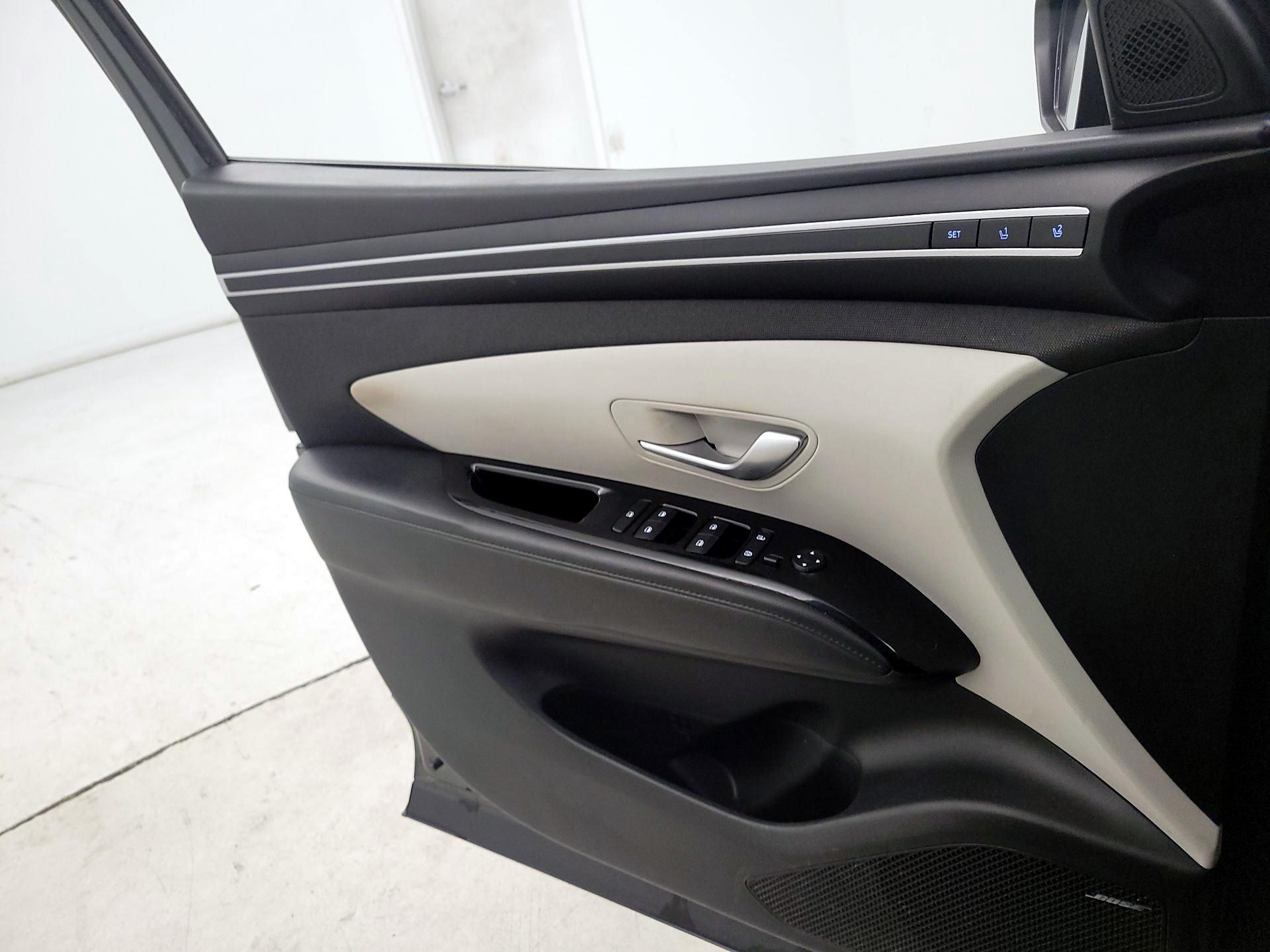 Thumbnail: 2022 Hyundai Tucson - 12