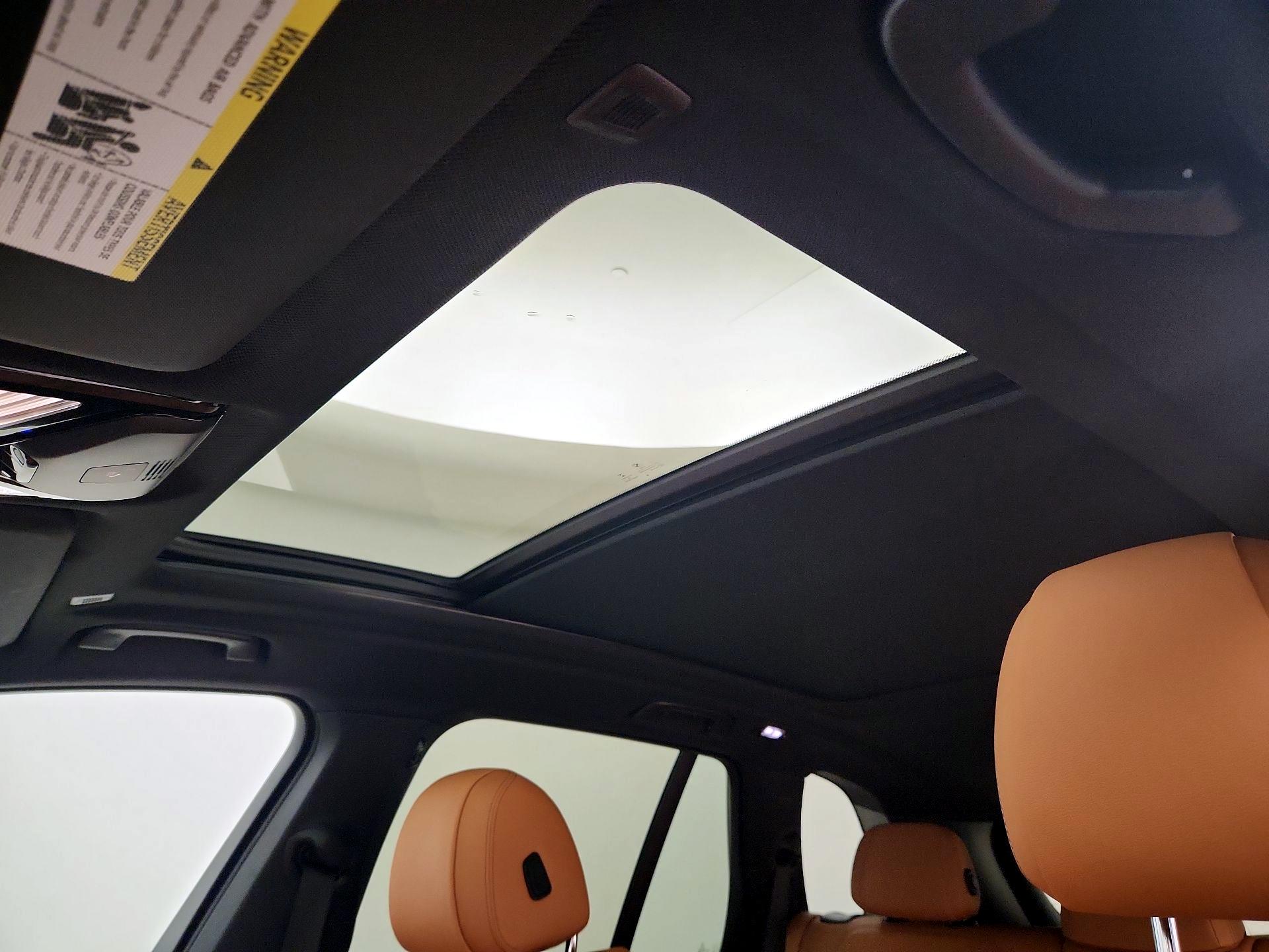 Thumbnail: 2022 BMW X5 - 20