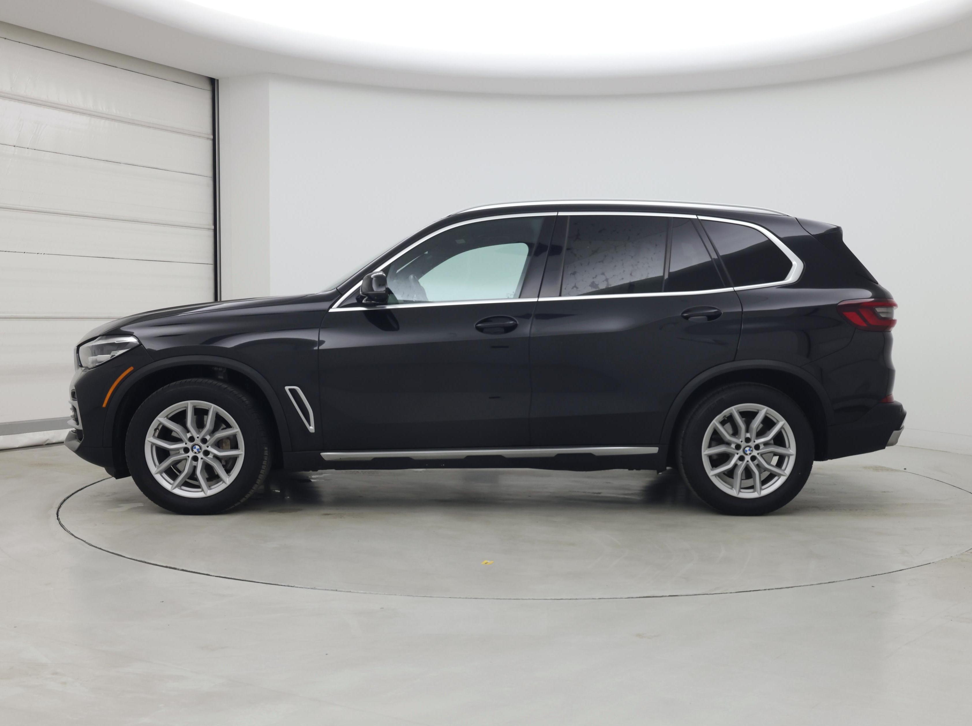 Thumbnail: 2022 BMW X5 - 3