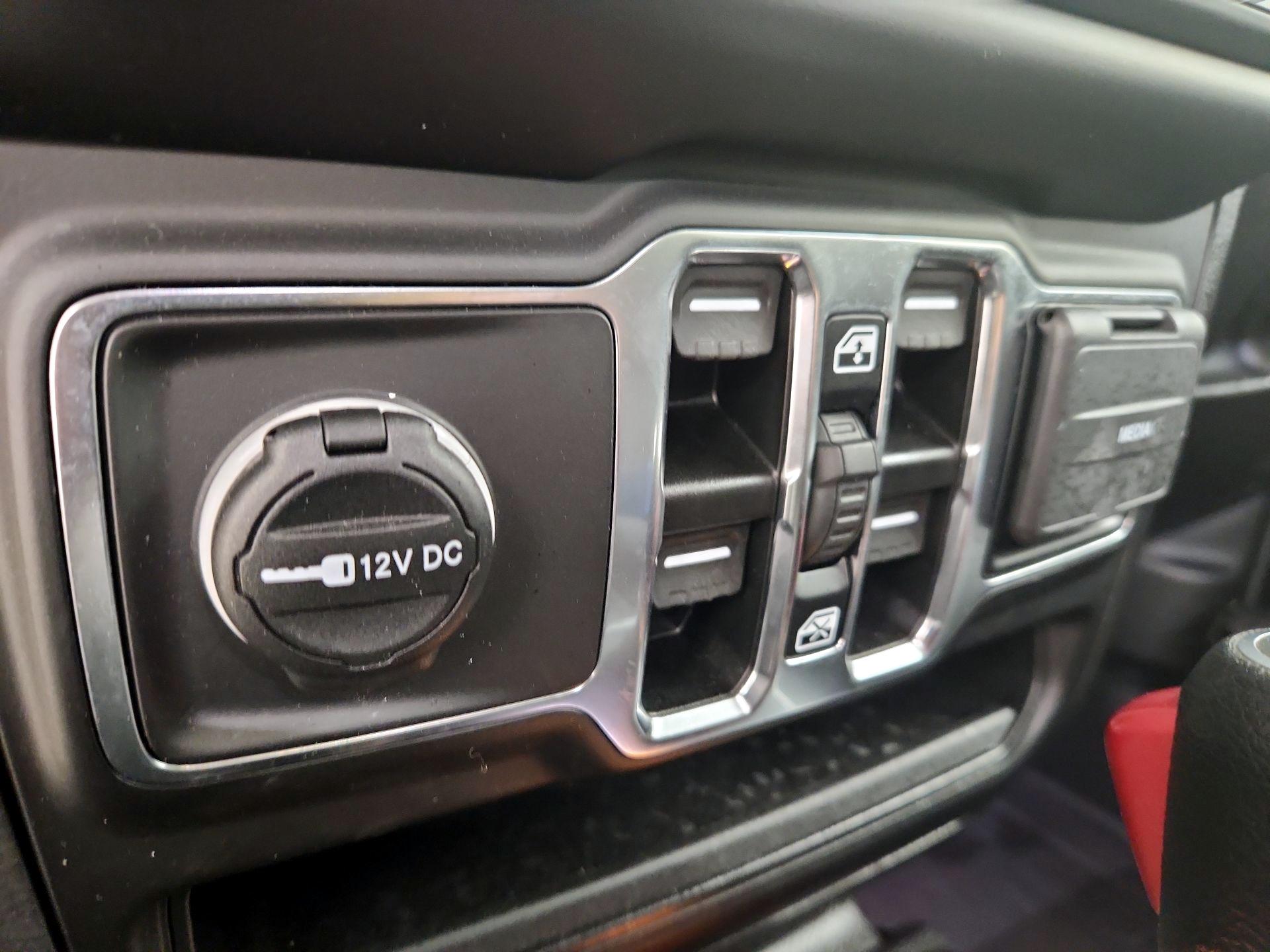 Thumbnail: 2023 Jeep Wrangler - 16