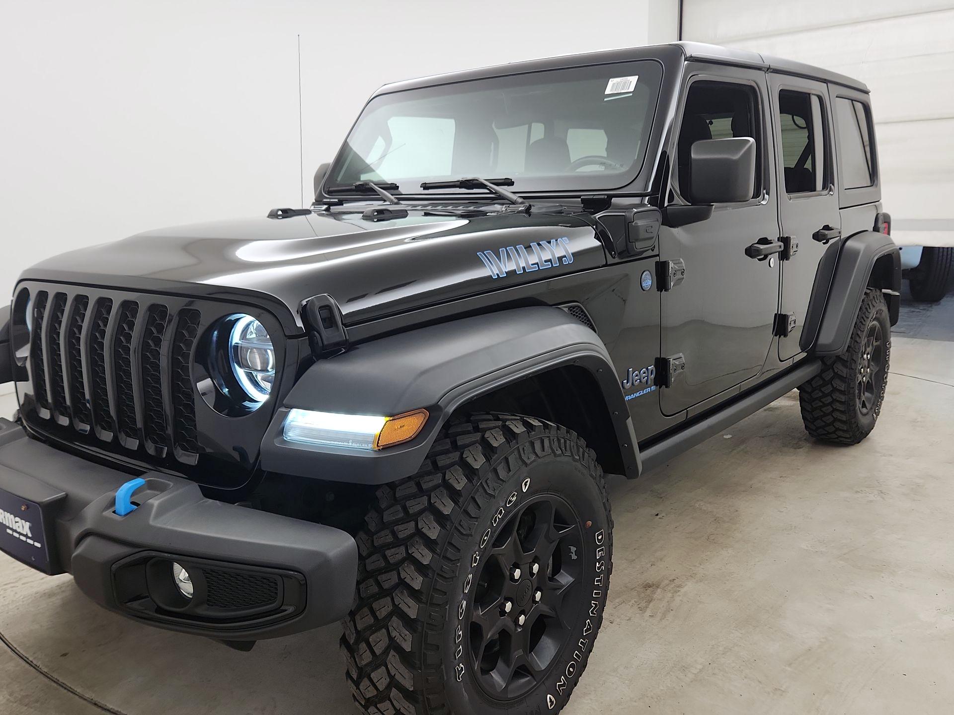 Thumbnail: 2023 Jeep Wrangler - 3