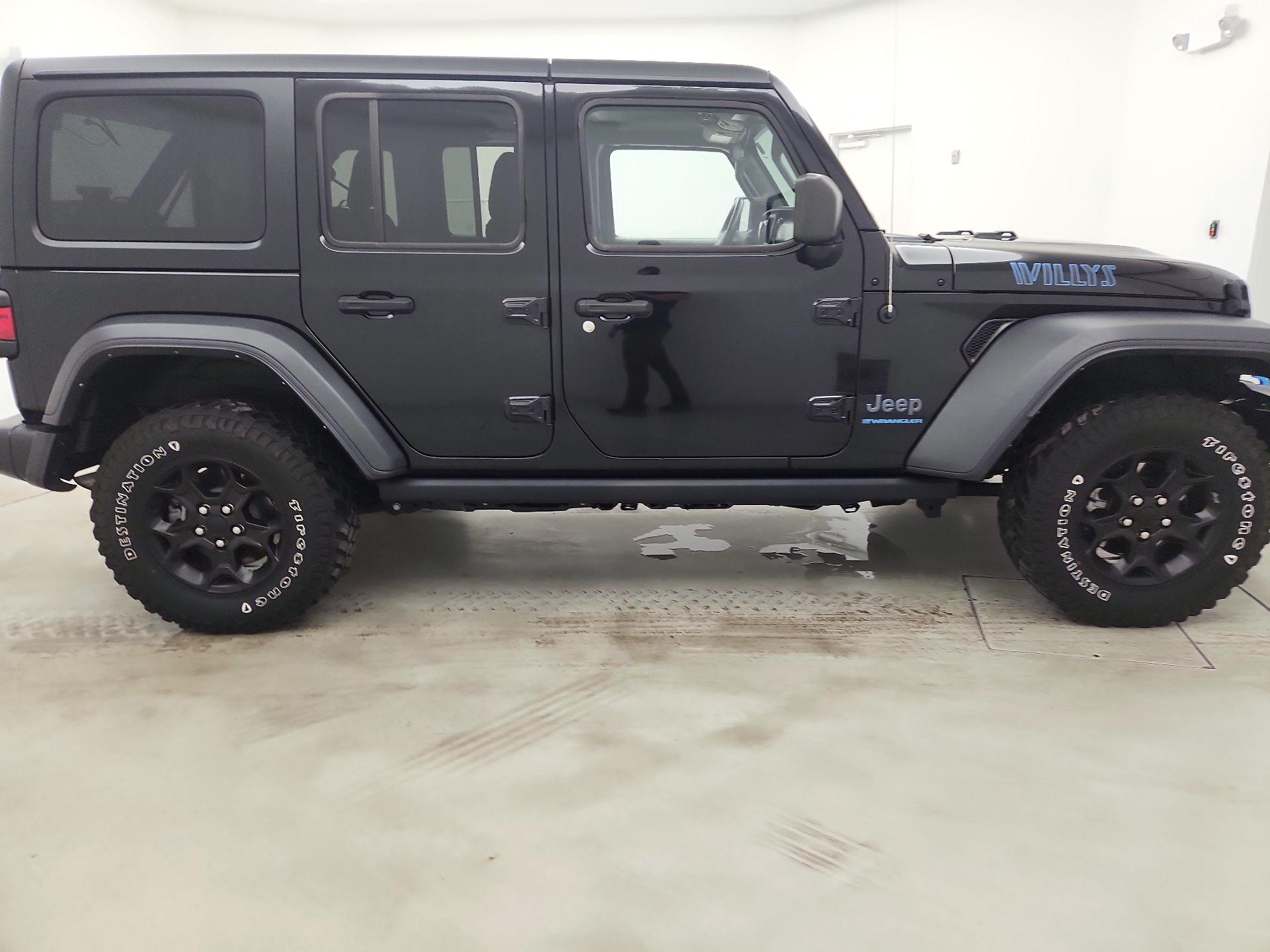 Thumbnail: 2023 Jeep Wrangler - 4