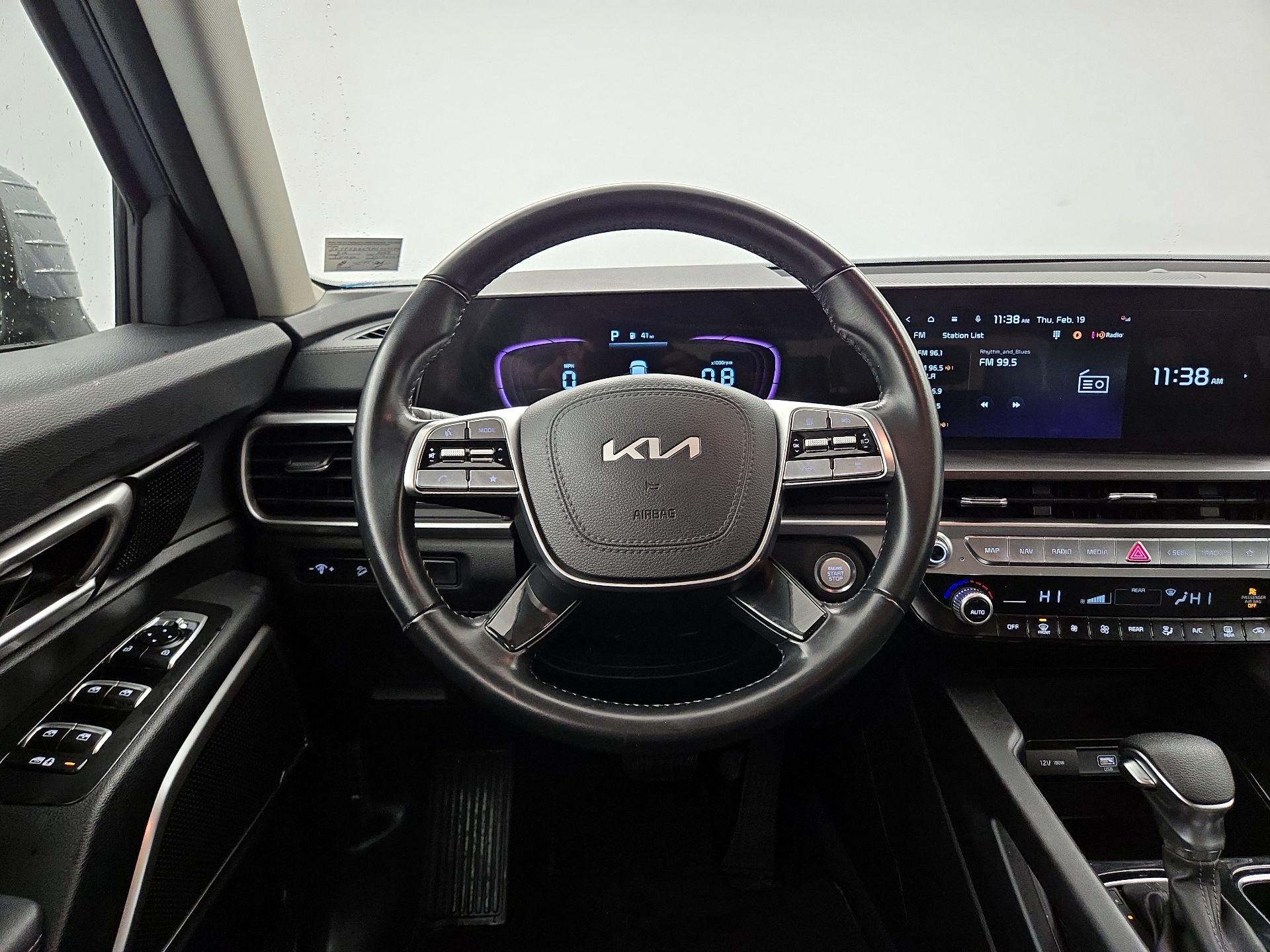 Thumbnail: 2023 Kia Telluride - 10