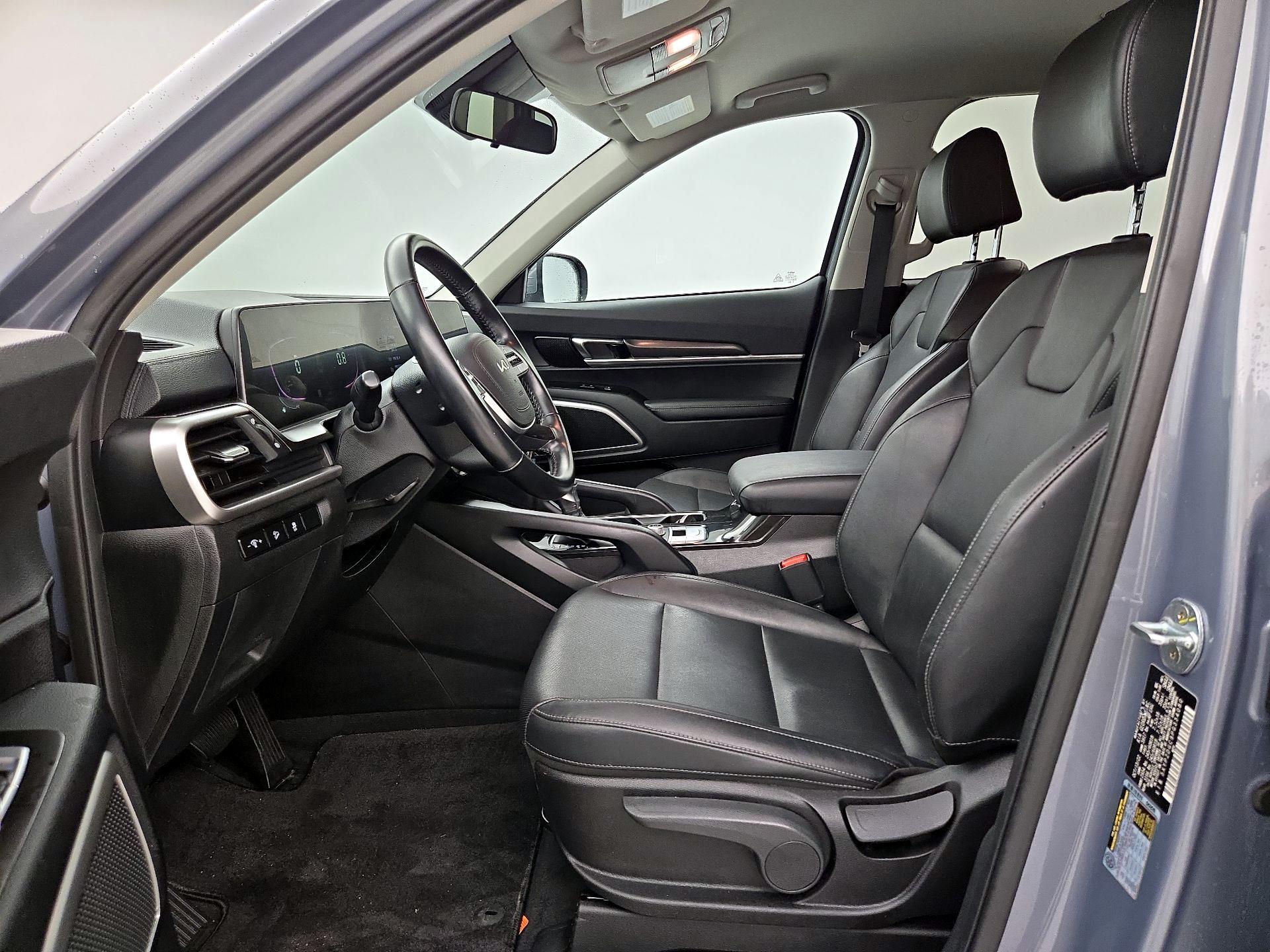 Thumbnail: 2023 Kia Telluride - 11