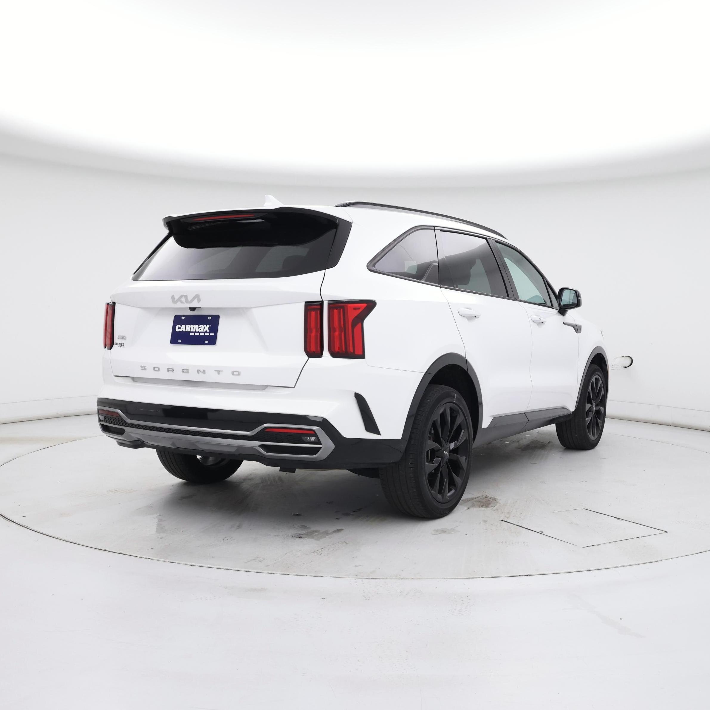 Thumbnail: 2022 Kia Sorento - 8