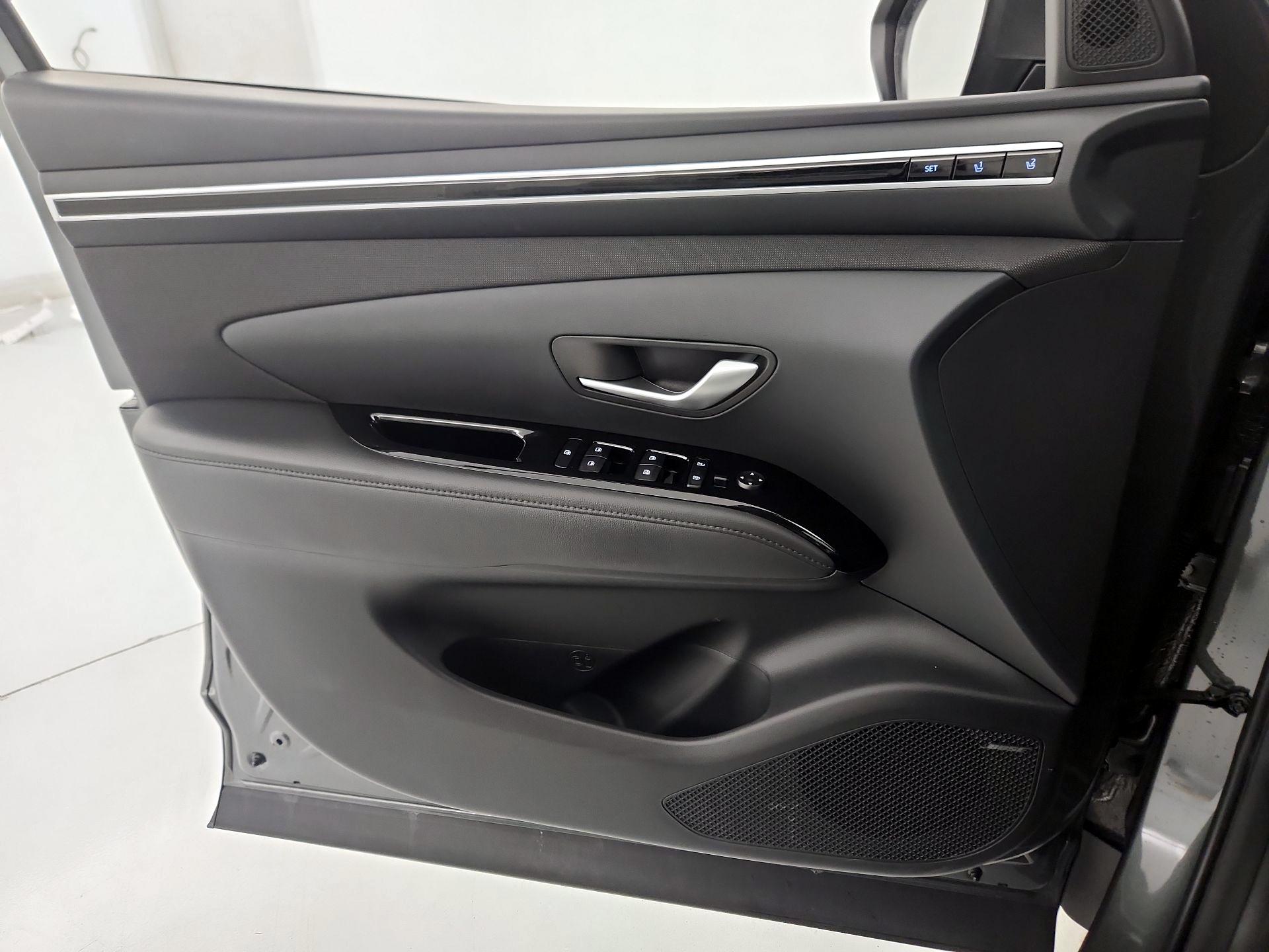 Thumbnail: 2023 Hyundai Tucson - 12