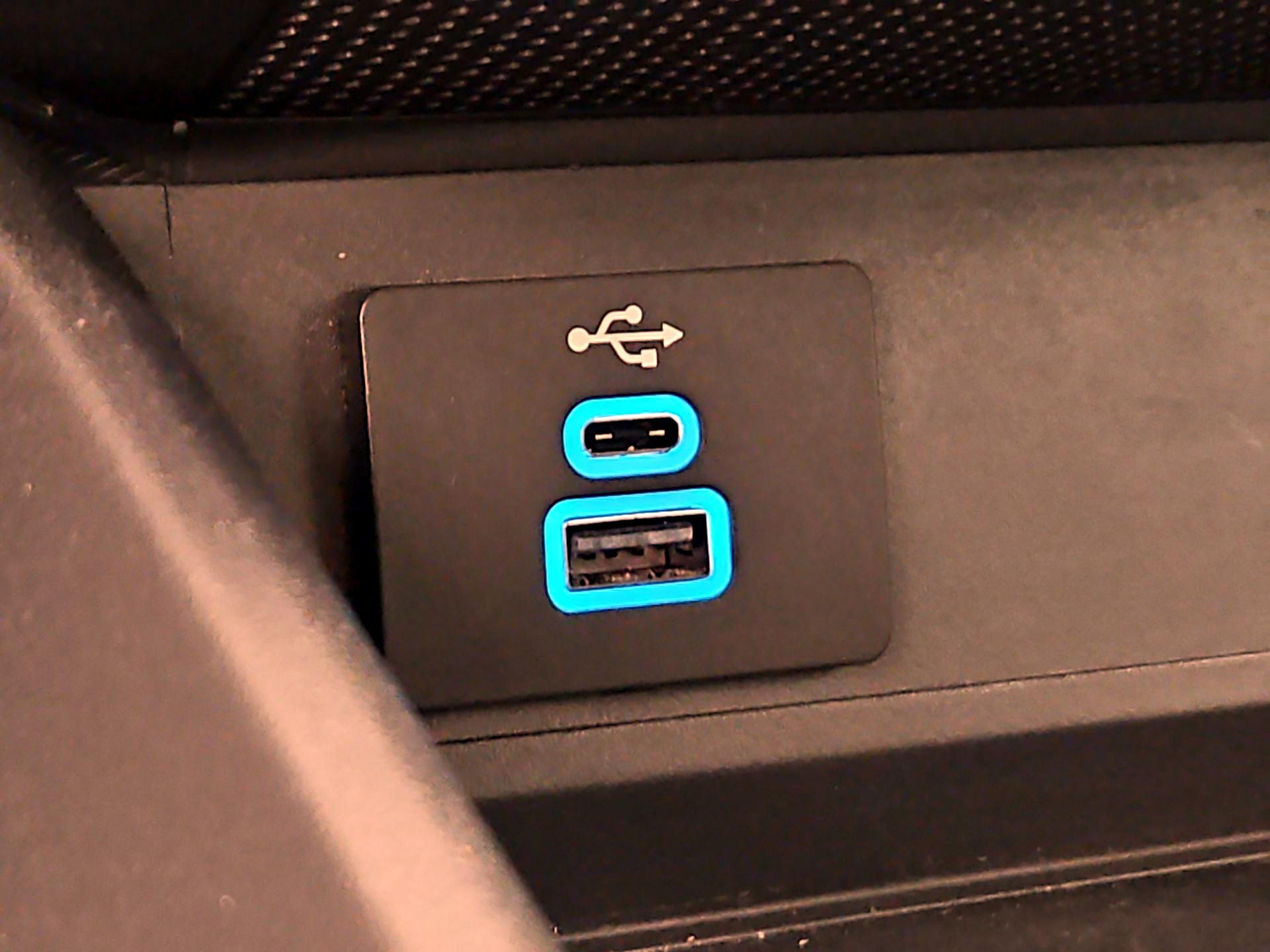 Thumbnail: 2025 Ford Mustang - 18