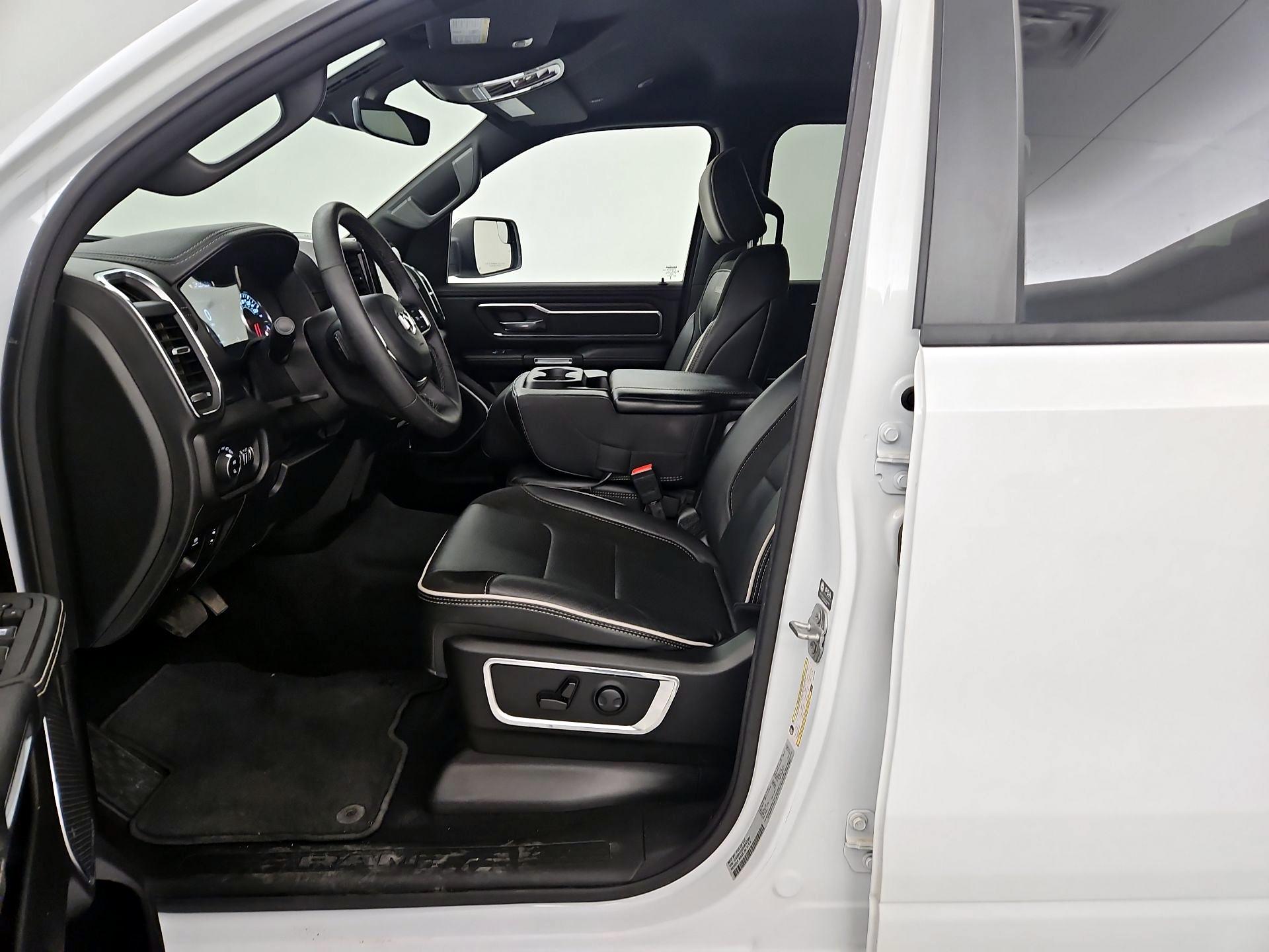 Thumbnail: 2025 RAM 1500 - 11