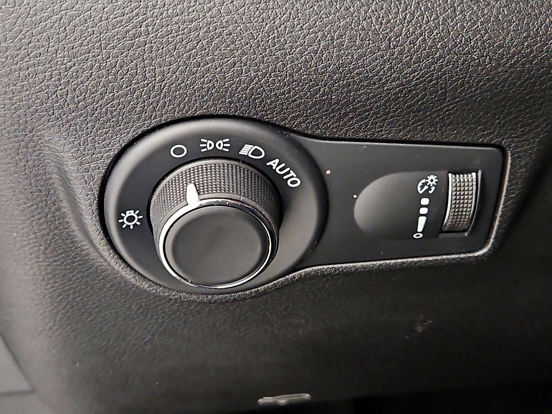 Thumbnail: 2023 Jeep Compass - 13