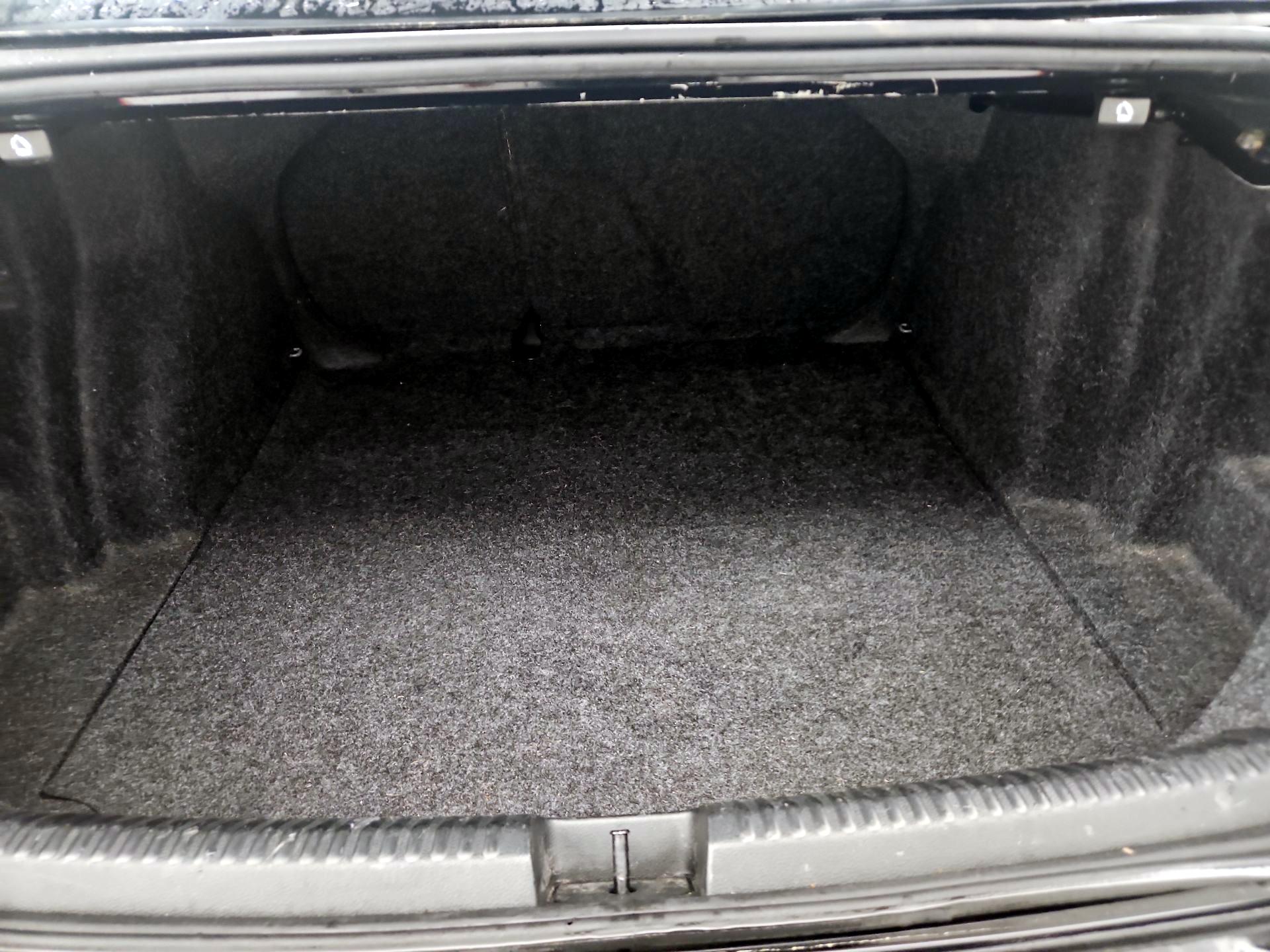 Thumbnail: 2015 Volkswagen Jetta - 19