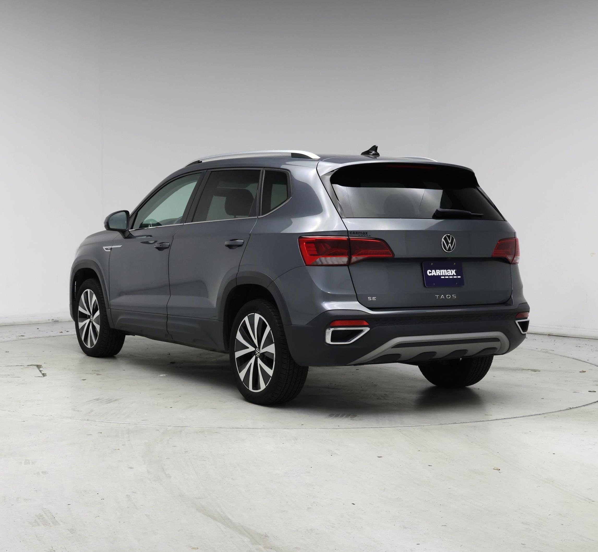 Thumbnail: 2022 Volkswagen Taos - 2