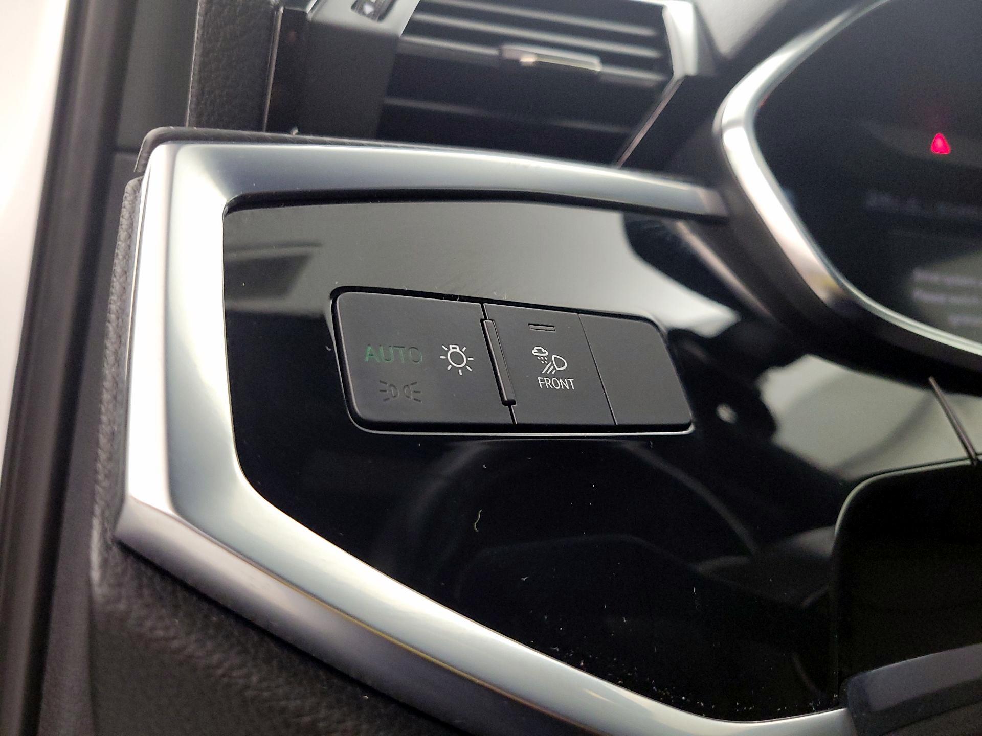 Thumbnail: 2023 Audi Q3 - 13