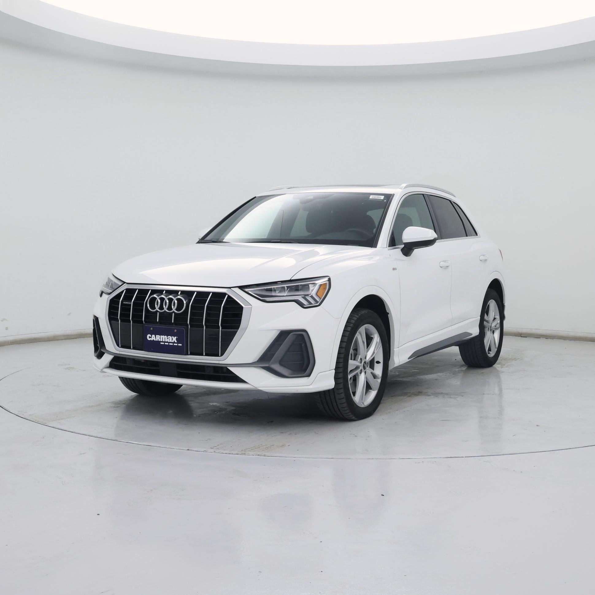 Thumbnail: 2023 Audi Q3 - 4