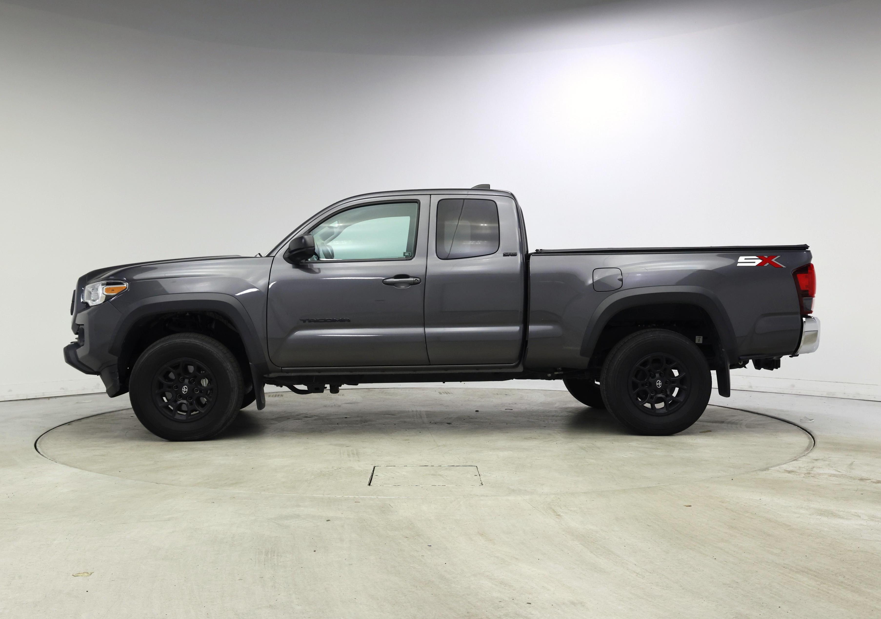 Thumbnail: 2023 Toyota Tacoma - 3