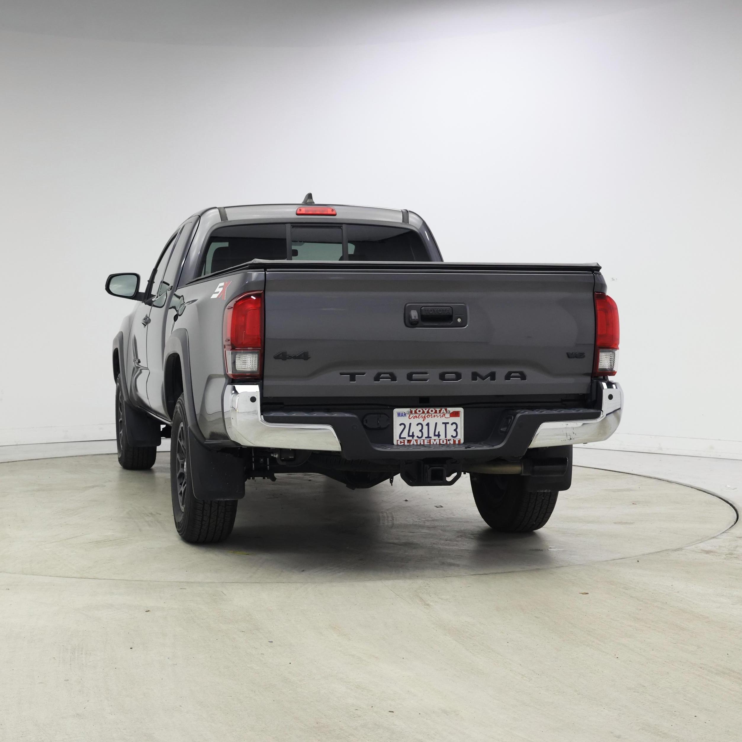 Thumbnail: 2023 Toyota Tacoma - 6