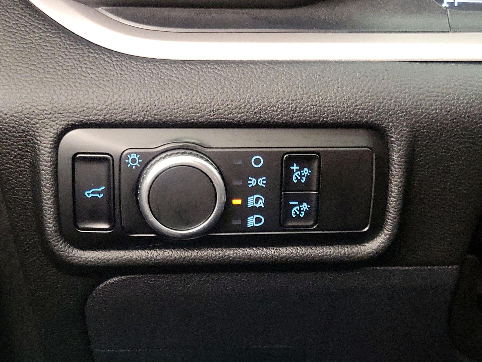 Thumbnail: 2023 Ford Explorer - 13