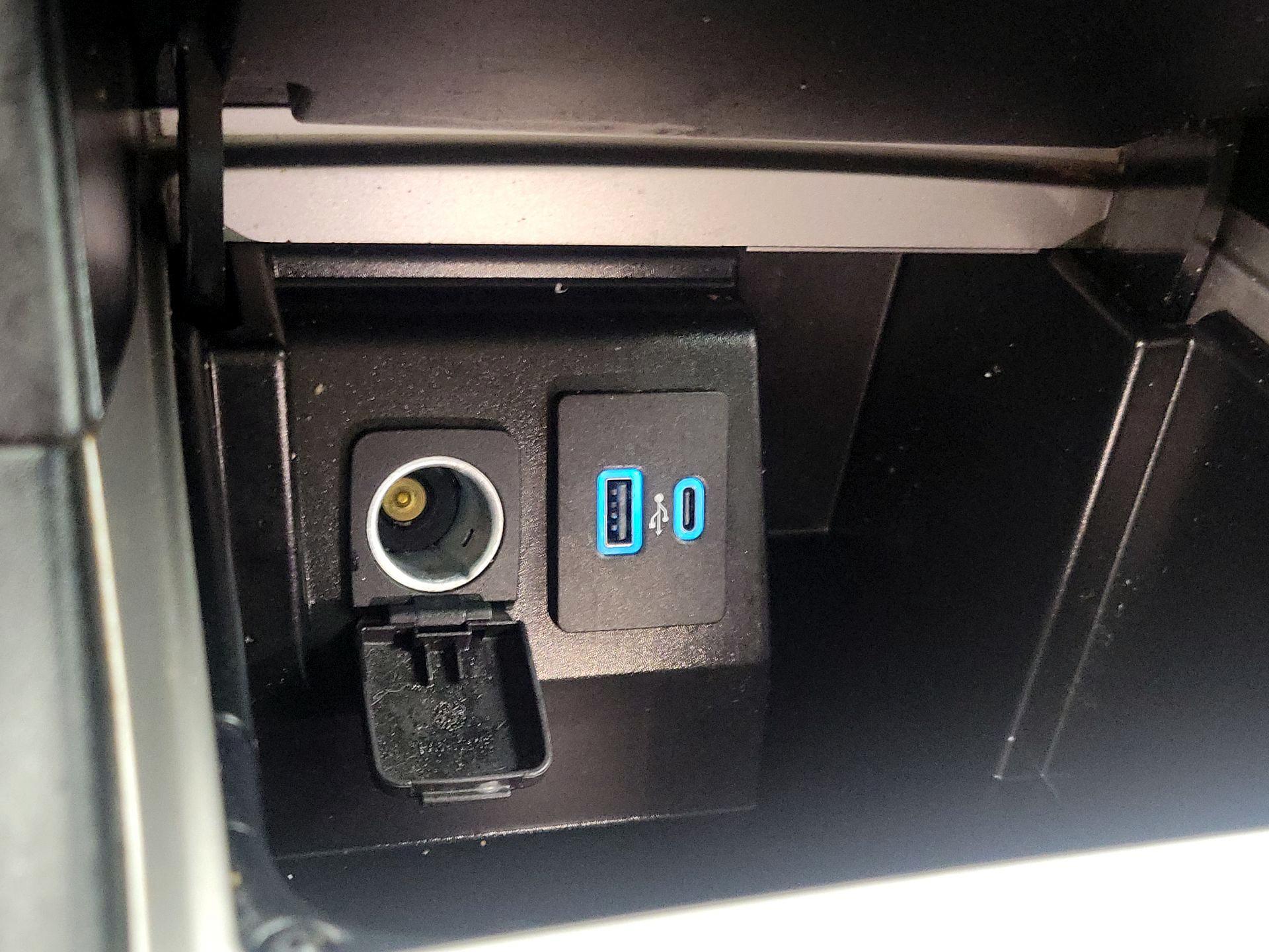 Thumbnail: 2023 Ford Explorer - 18