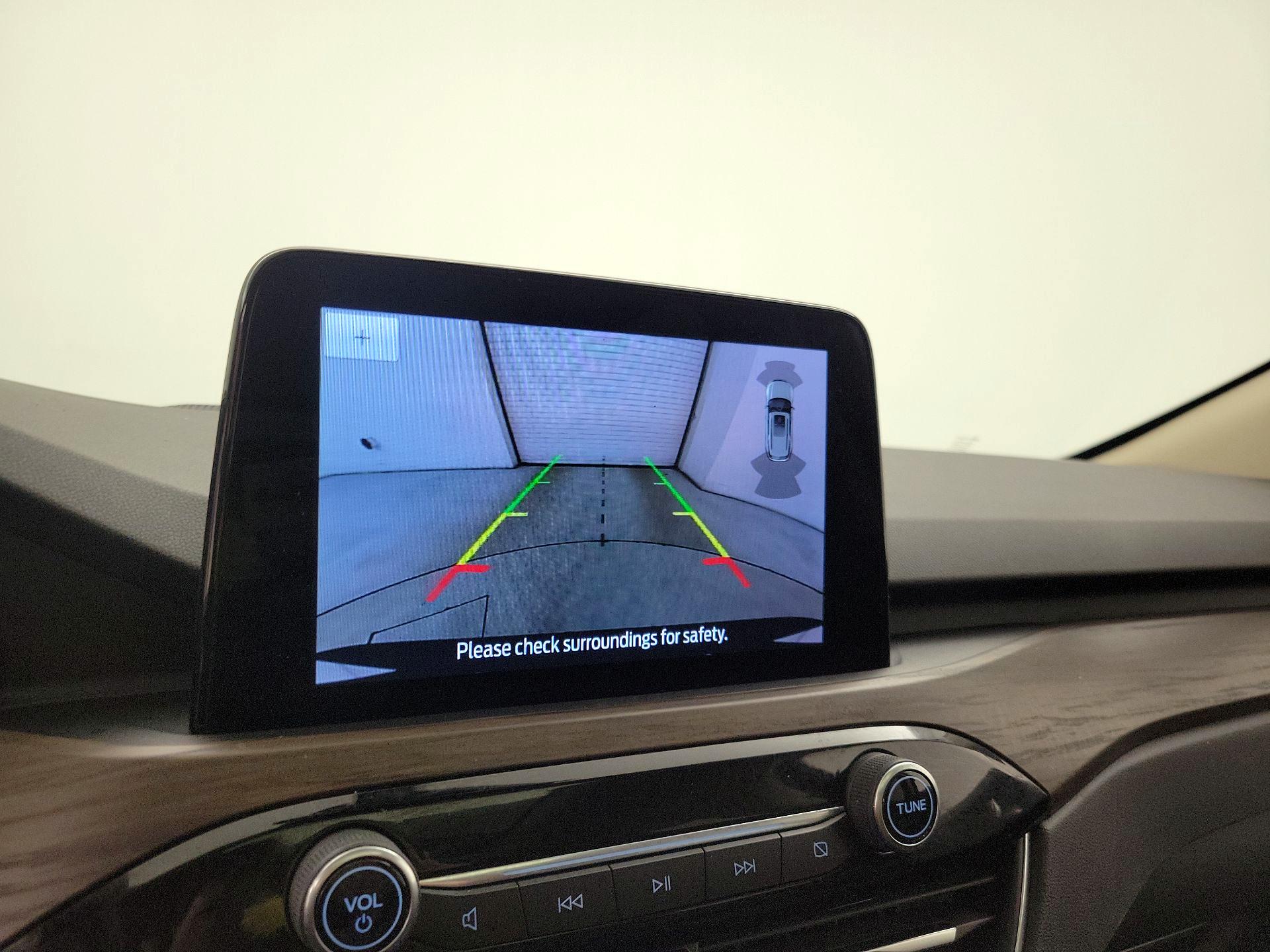 Thumbnail: 2020 Ford Escape - 15