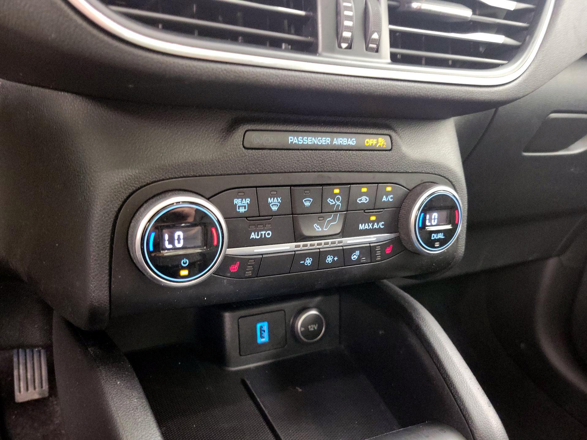 Thumbnail: 2020 Ford Escape - 17