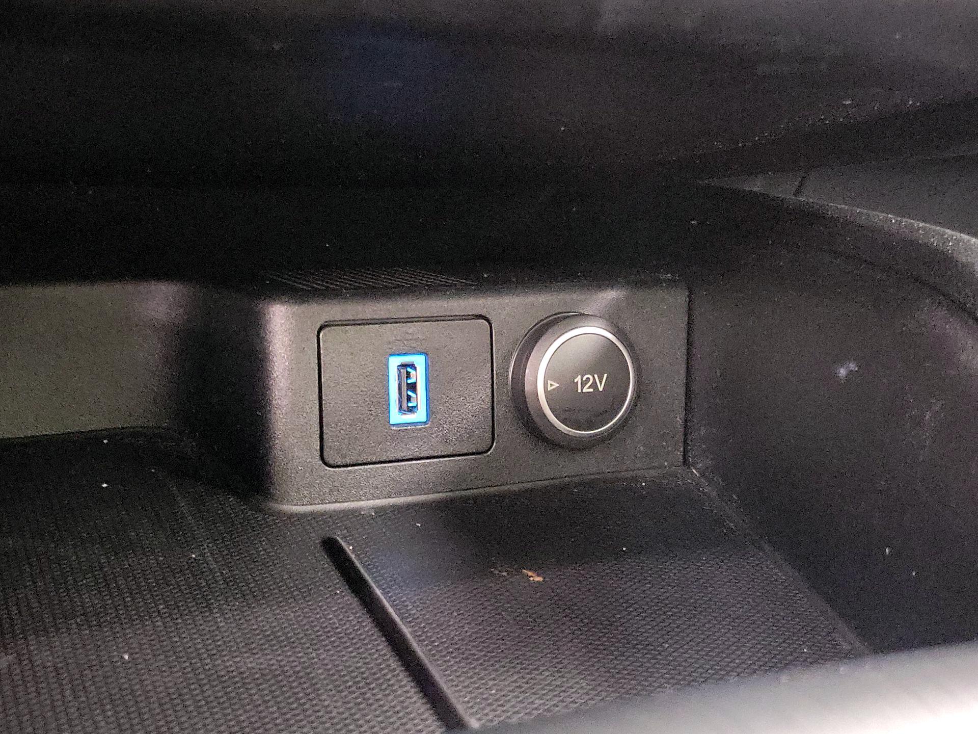 Thumbnail: 2020 Ford Escape - 19