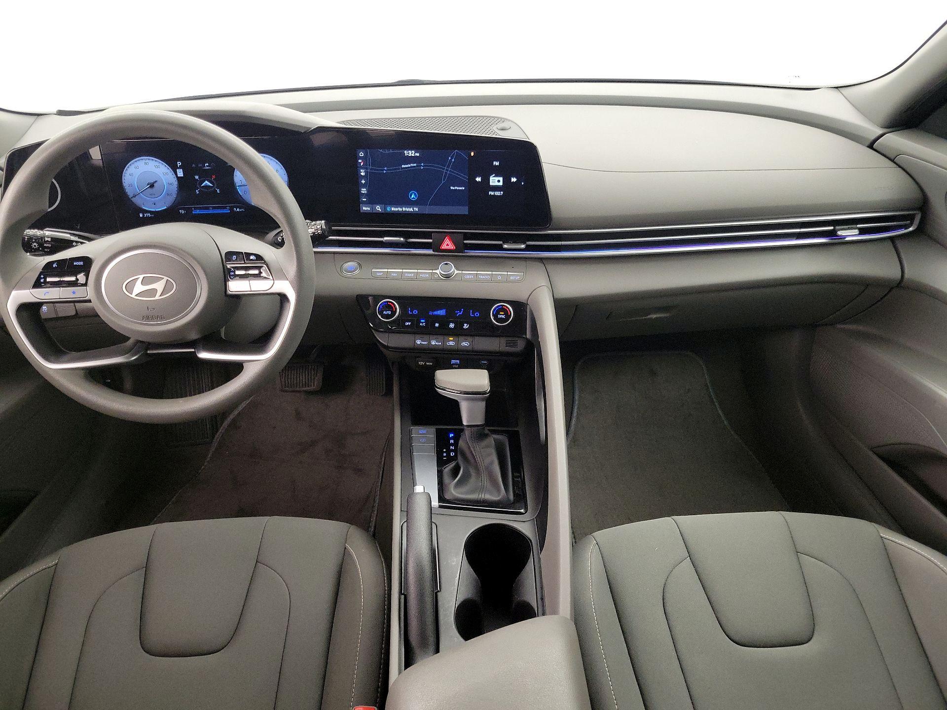 Thumbnail: 2024 Hyundai Elantra - 9