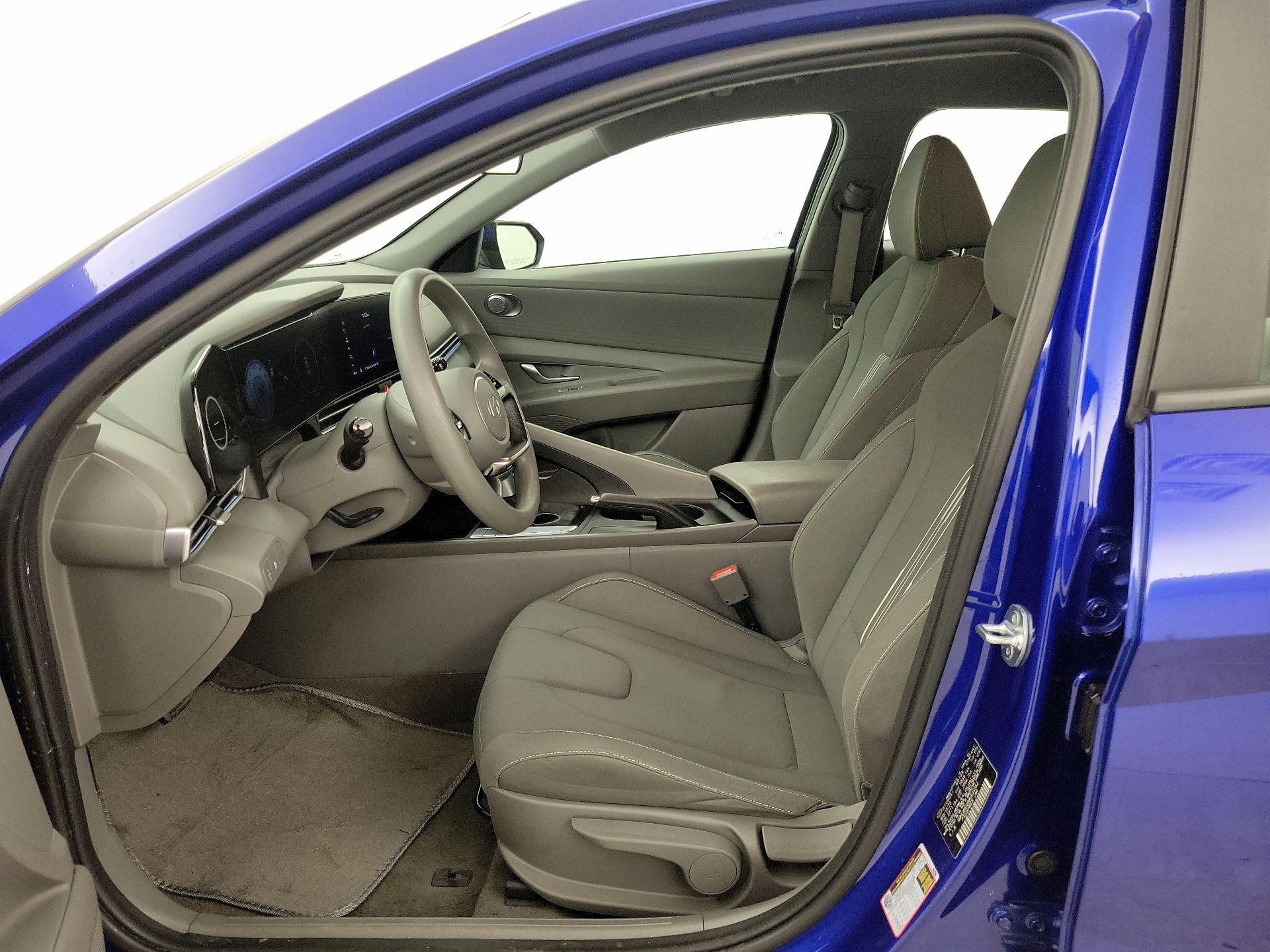 Thumbnail: 2024 Hyundai Elantra - 11