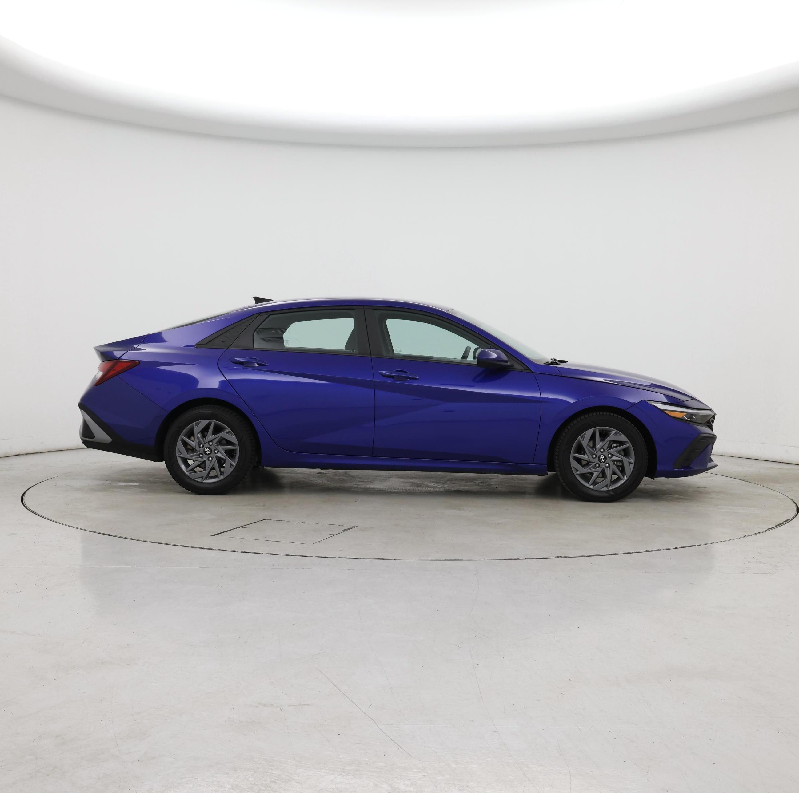 Thumbnail: 2024 Hyundai Elantra - 7