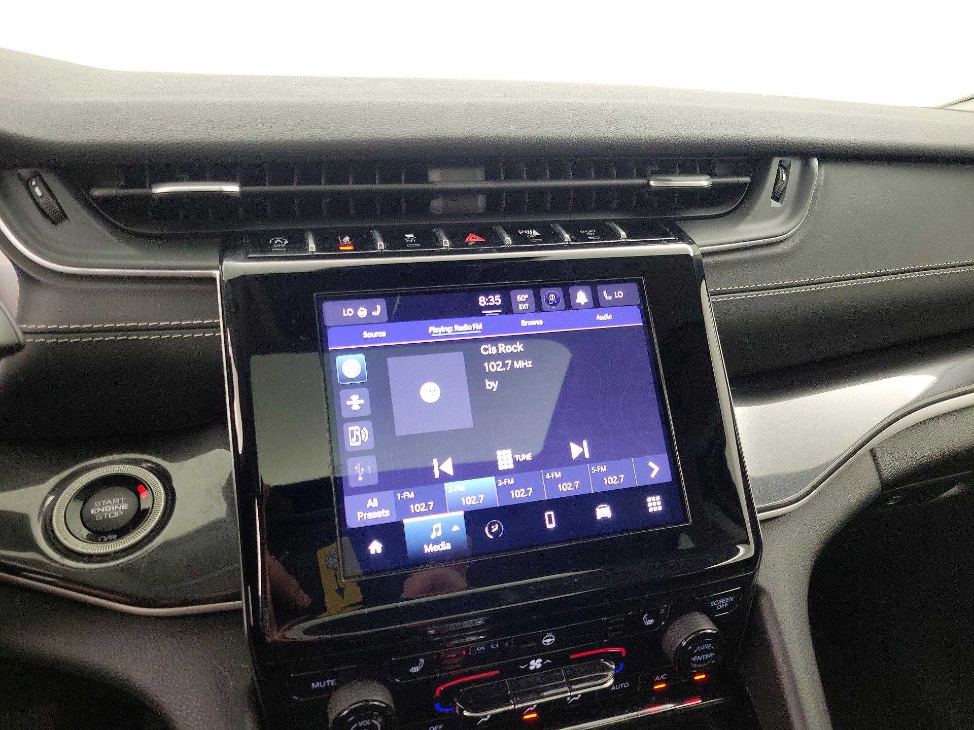 Thumbnail: 2023 Jeep Grand Cherokee - 15