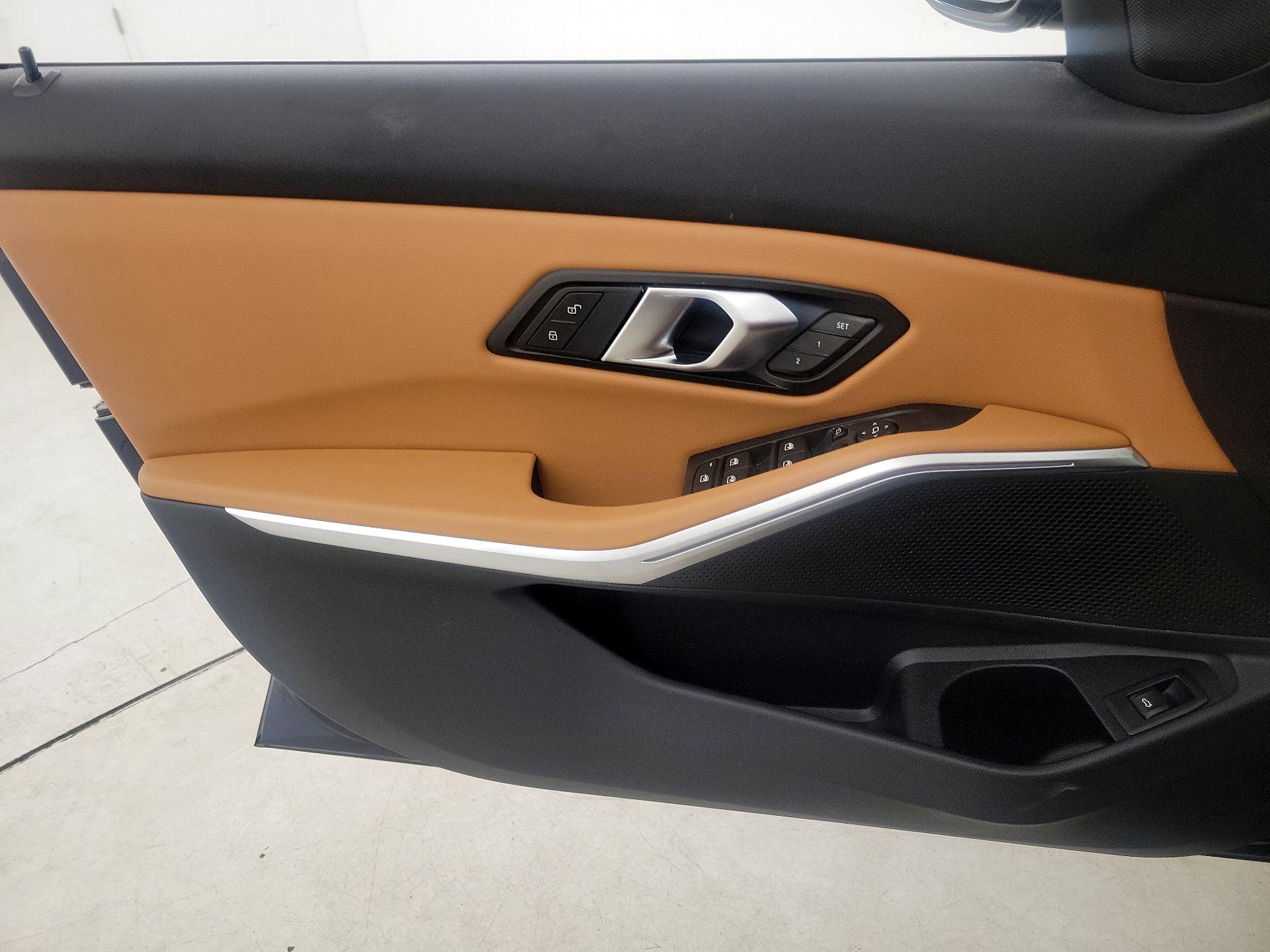 Thumbnail: 2024 BMW 3 Series - 12