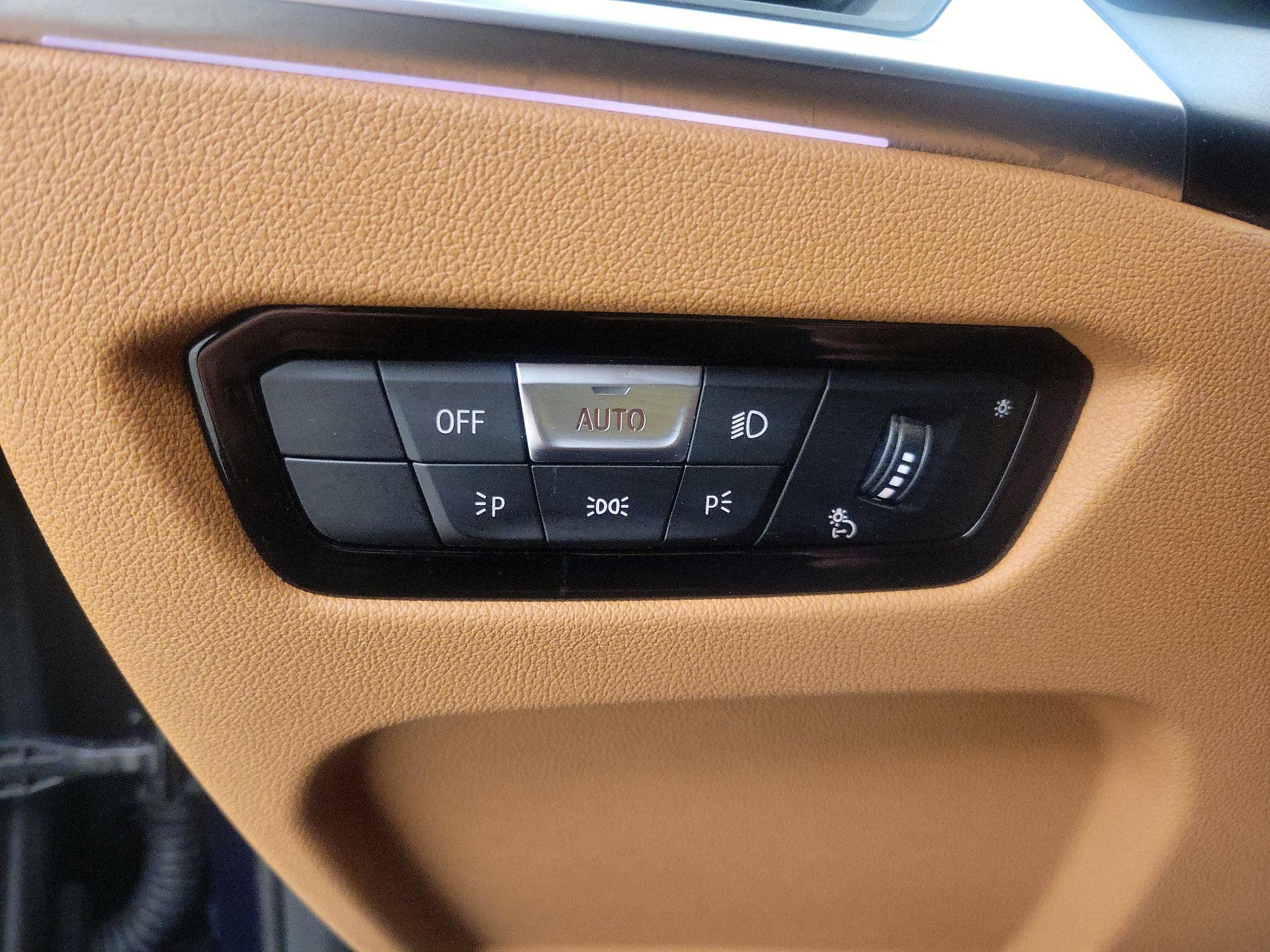 Thumbnail: 2024 BMW 3 Series - 13