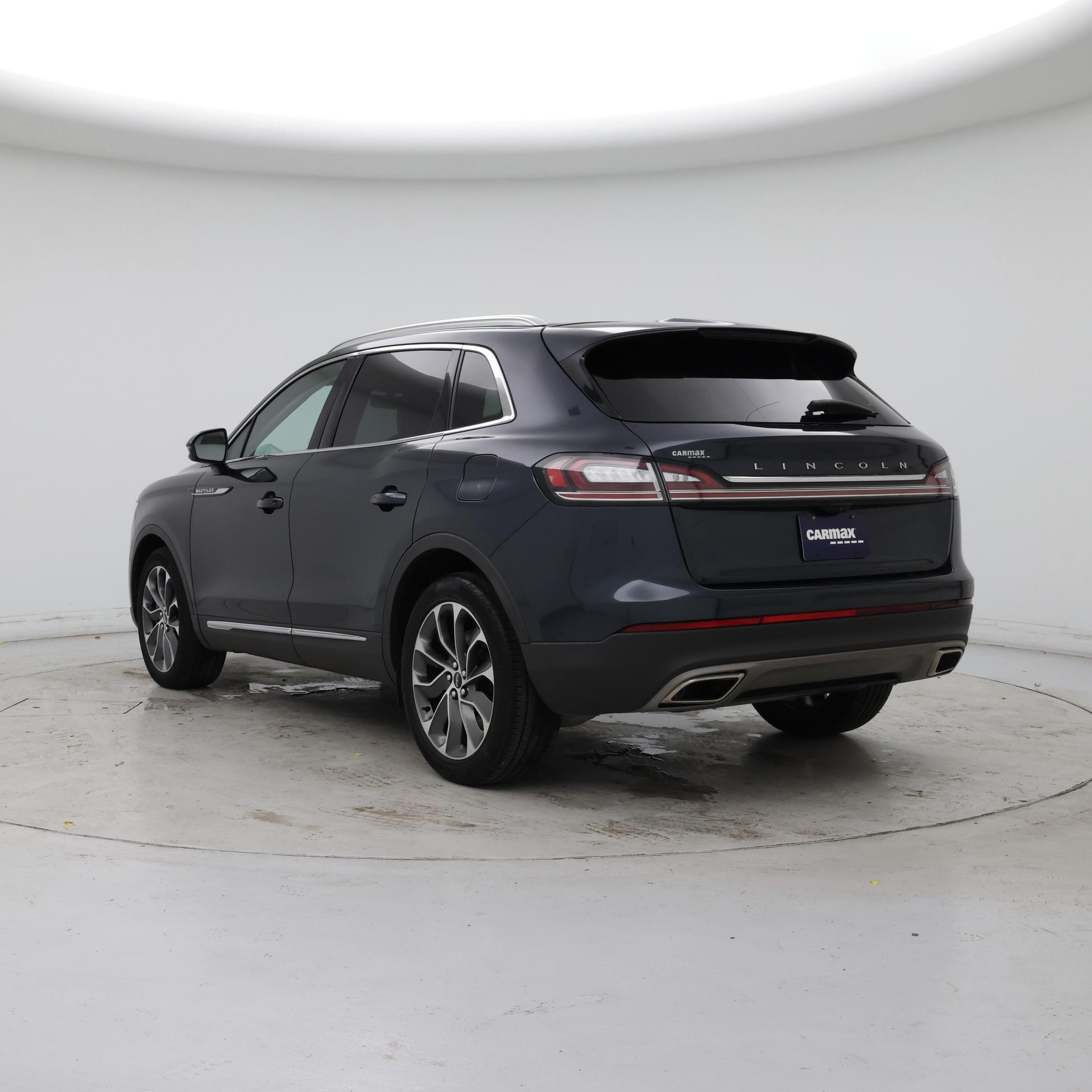 Thumbnail: 2022 Lincoln Nautilus - 2