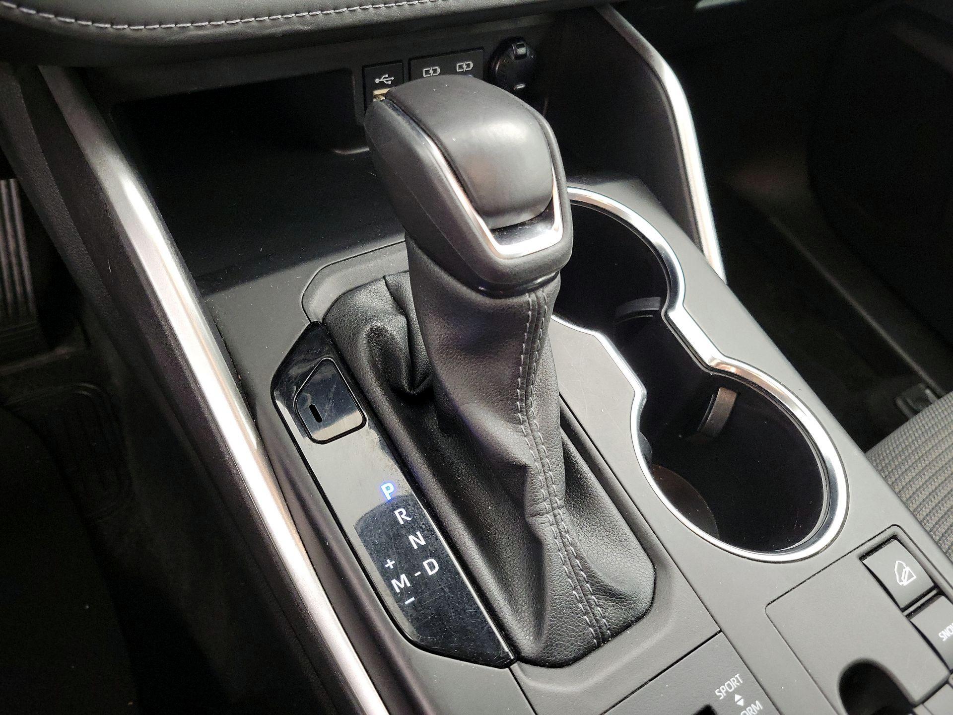 Thumbnail: 2024 Toyota Highlander - 17