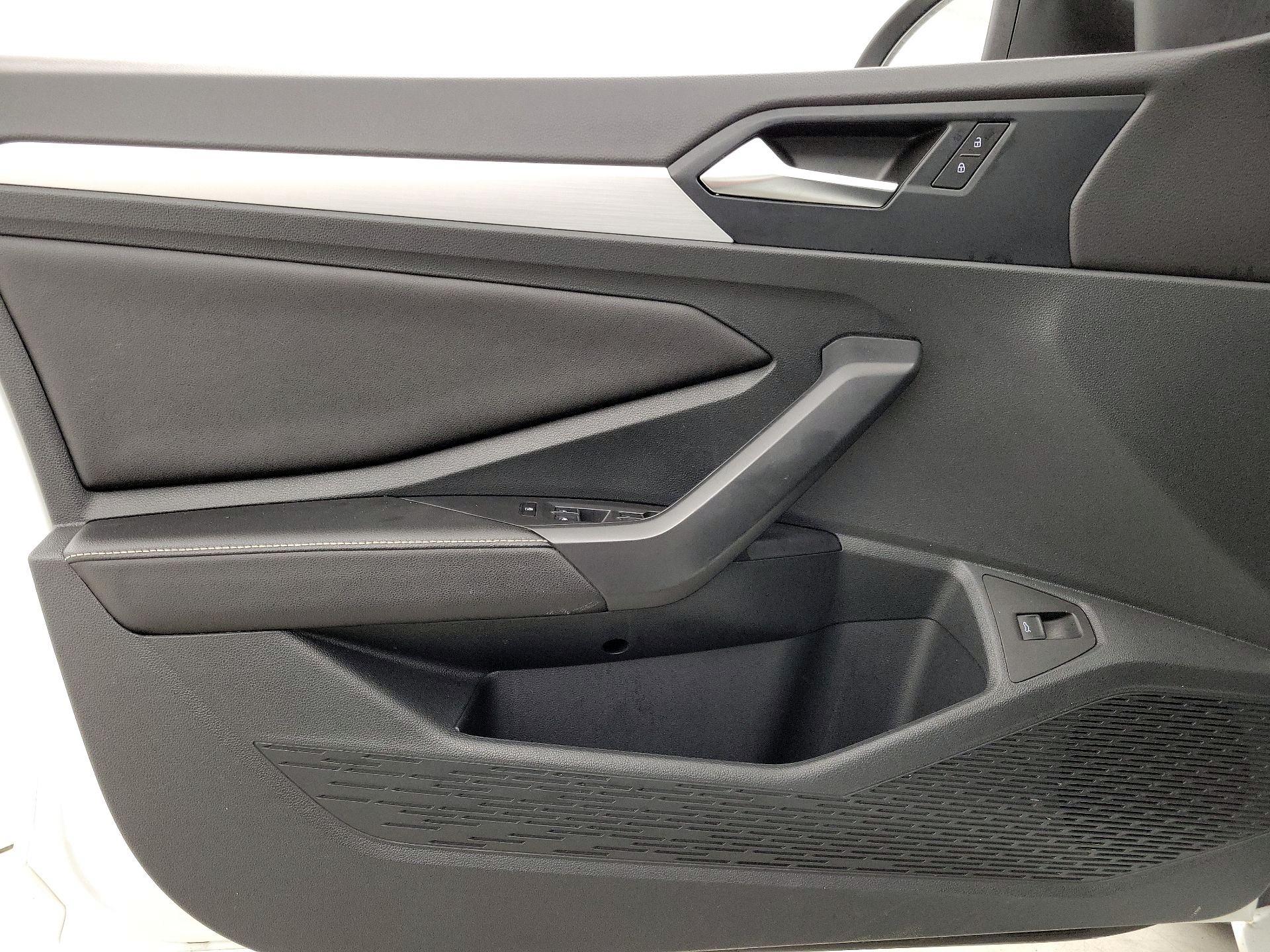 Thumbnail: 2025 Volkswagen Jetta - 12