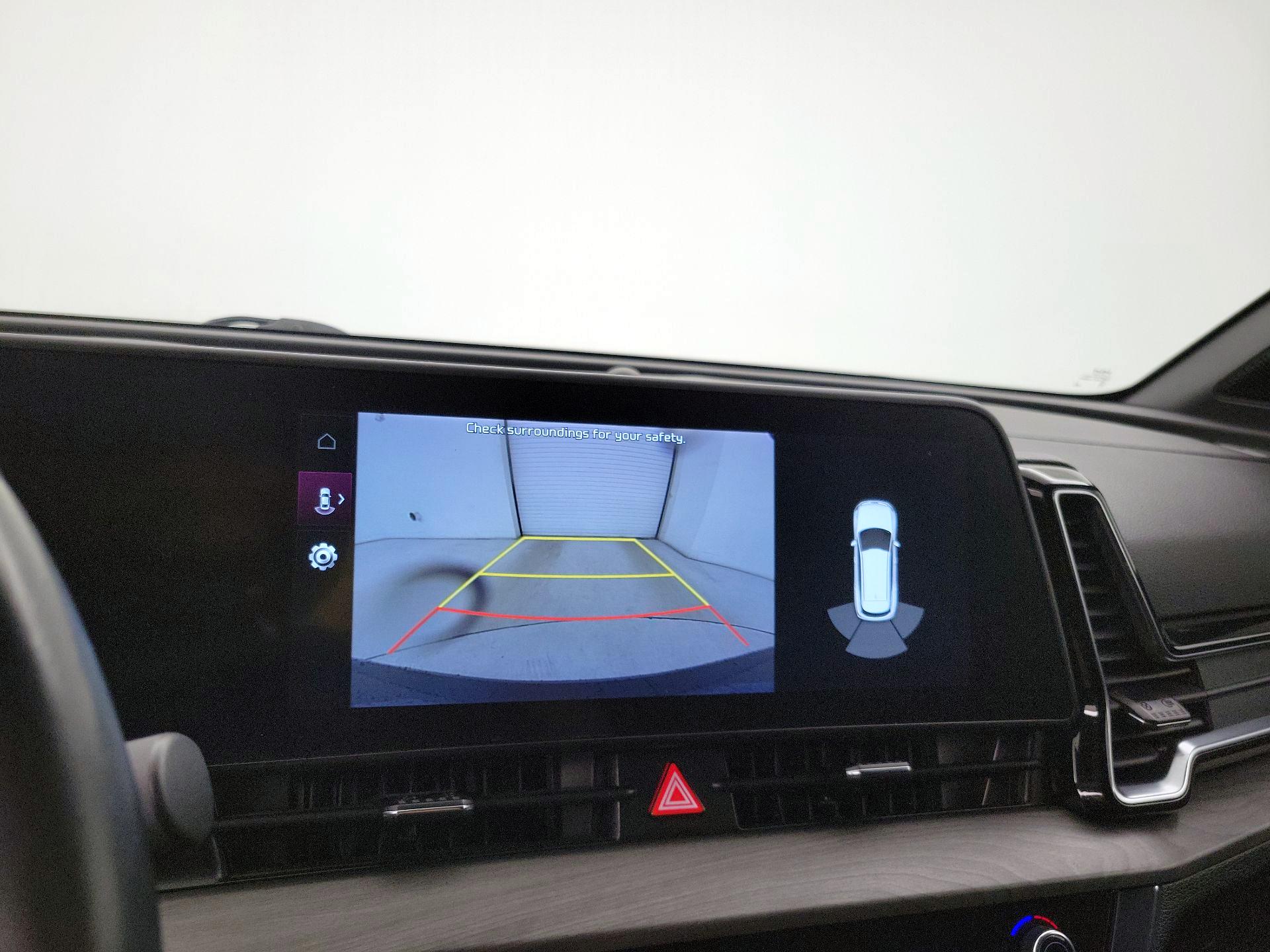 Thumbnail: 2023 Kia Sportage - 15