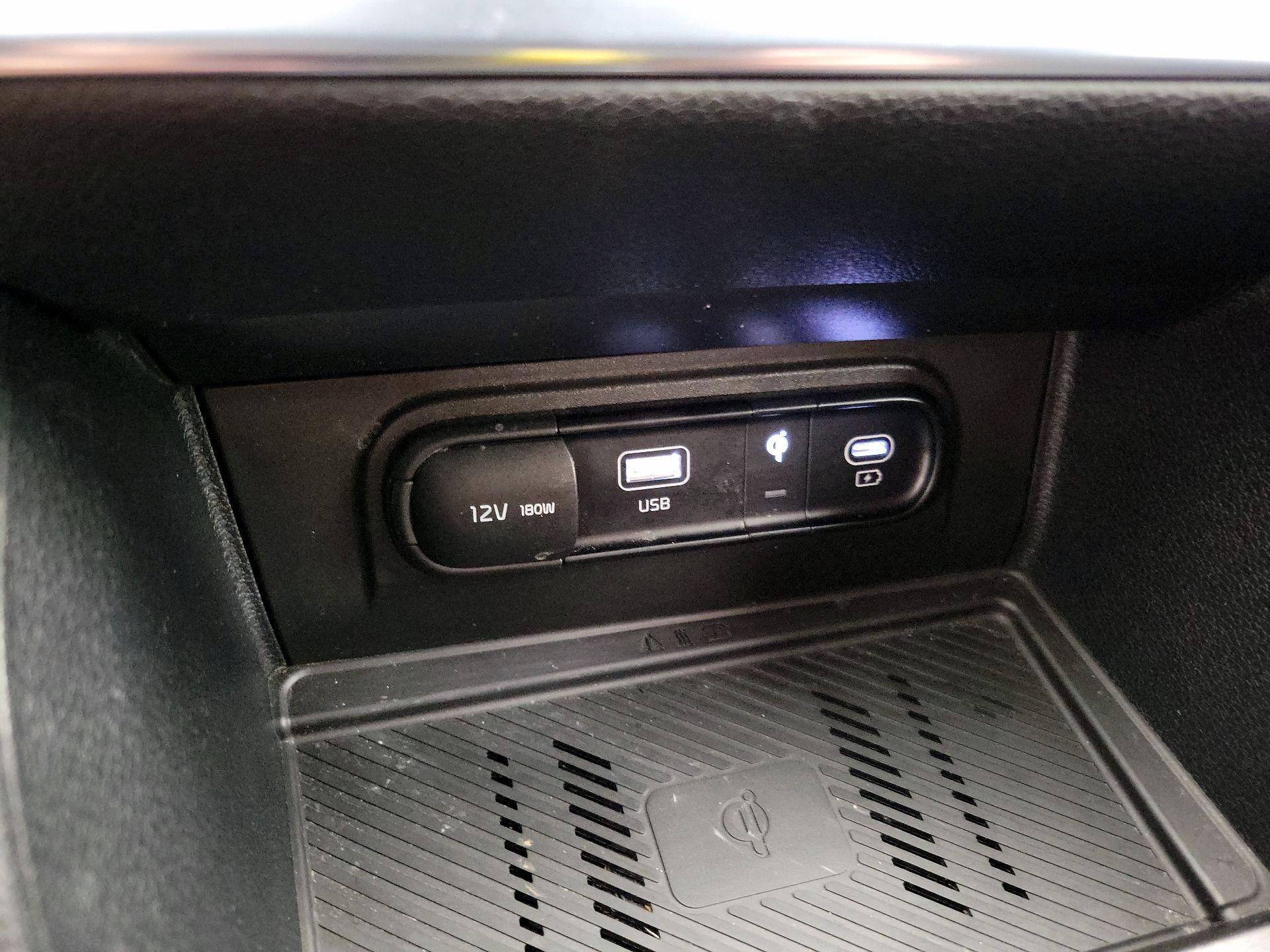 Thumbnail: 2023 Kia Sportage - 19