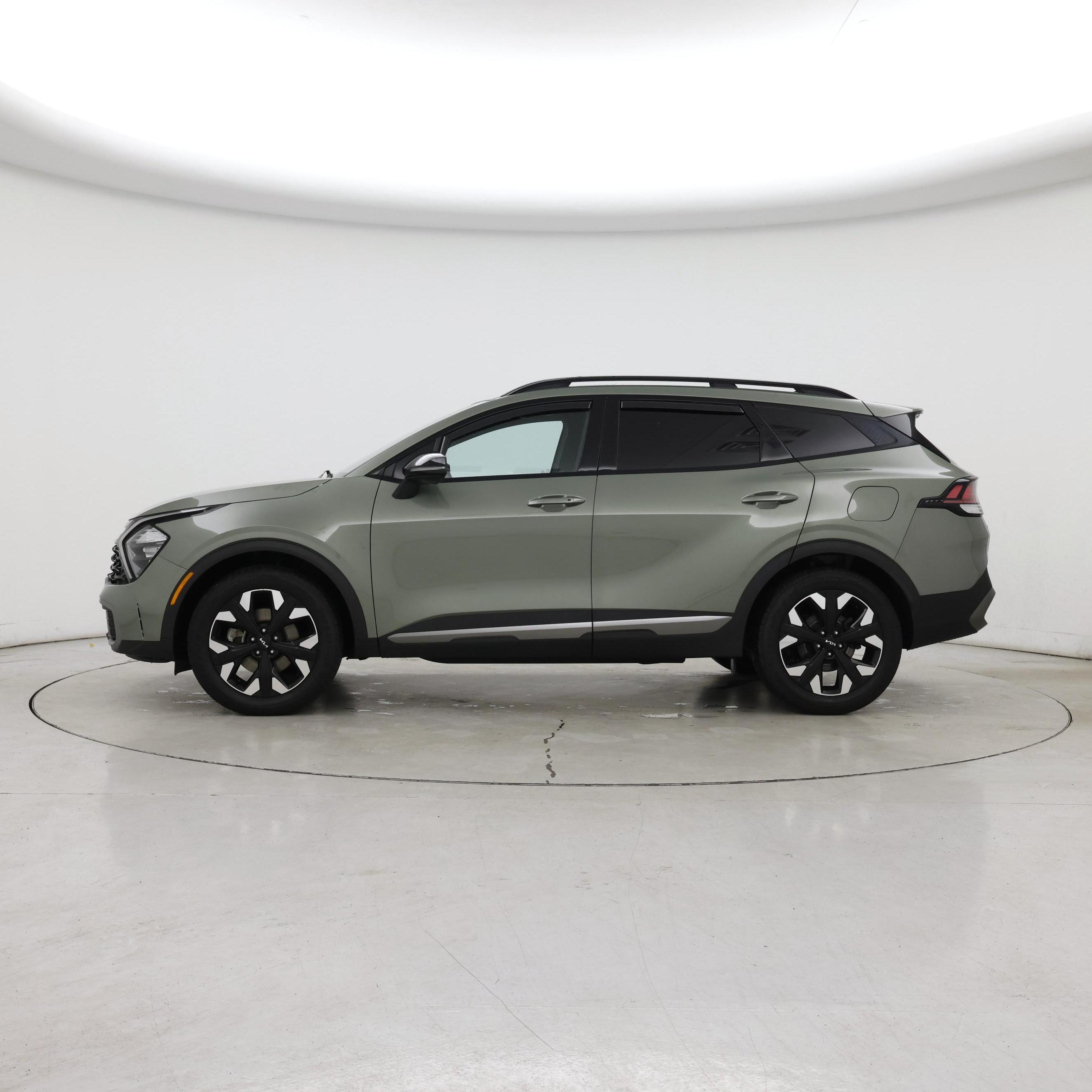 Thumbnail: 2023 Kia Sportage - 3