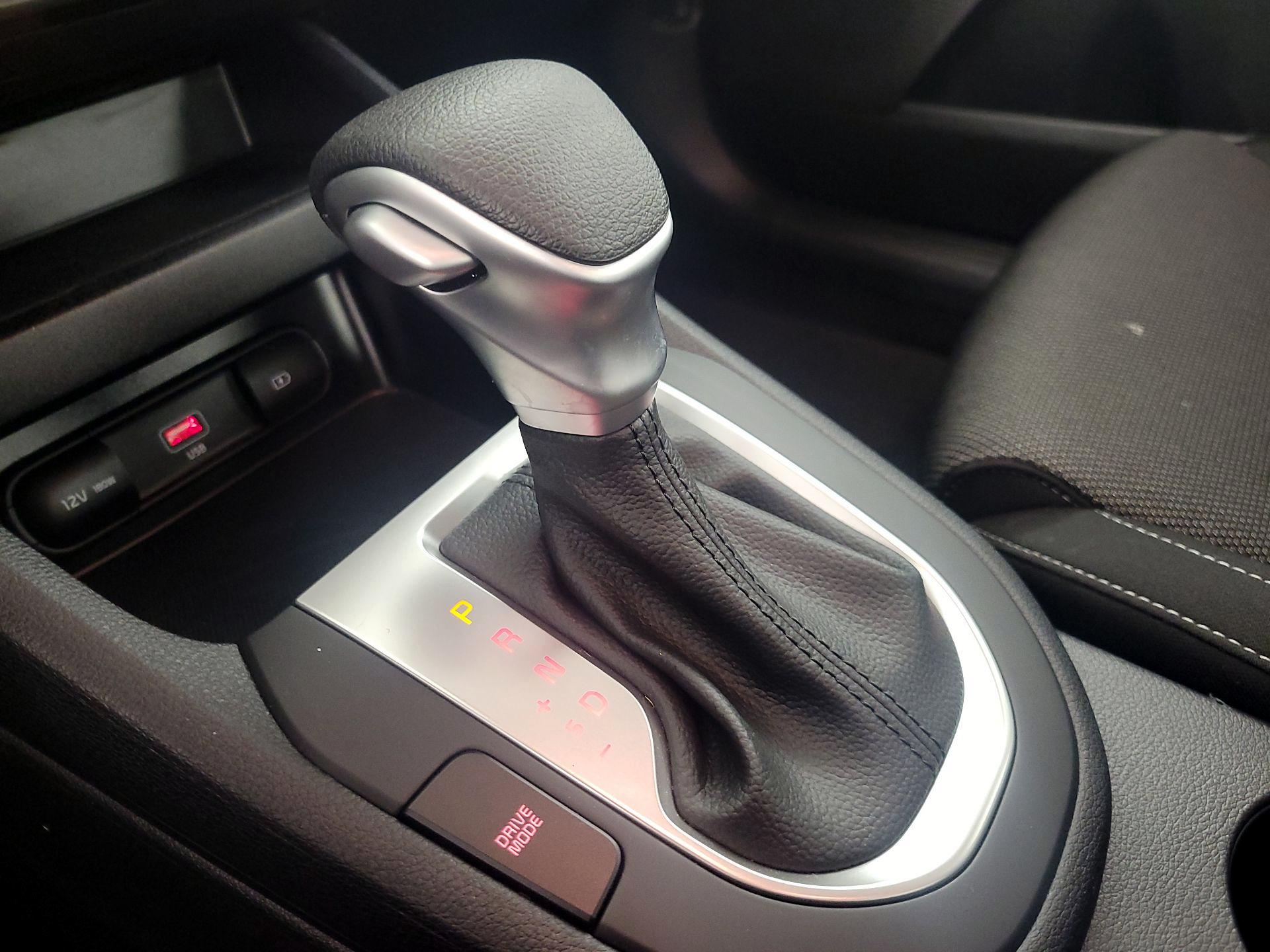 Thumbnail: 2024 Kia Forte - 17