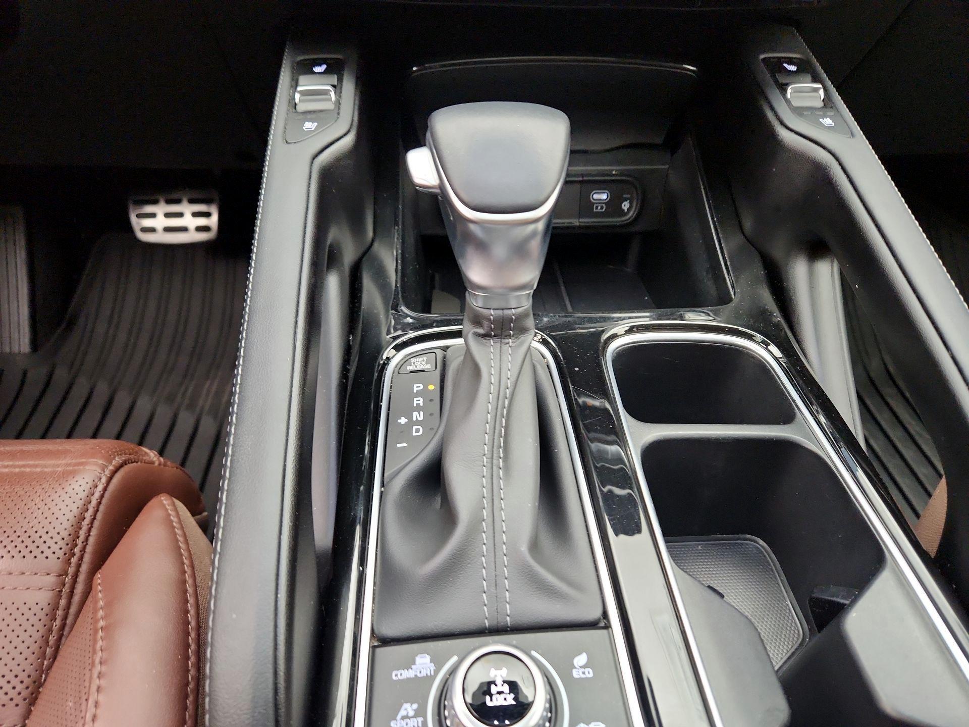 Thumbnail: 2024 Kia Telluride - 18