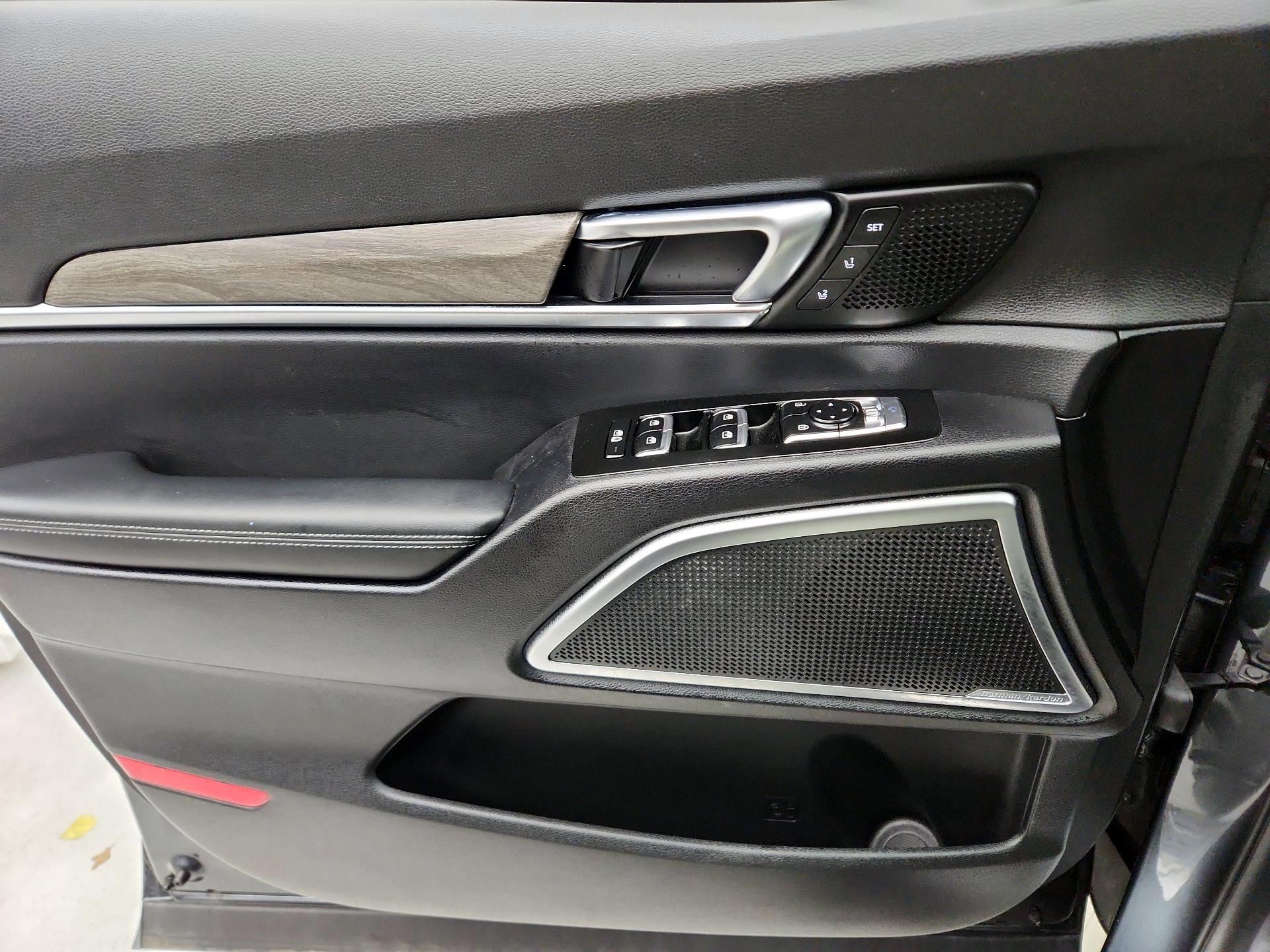 Thumbnail: 2022 Kia Telluride - 12