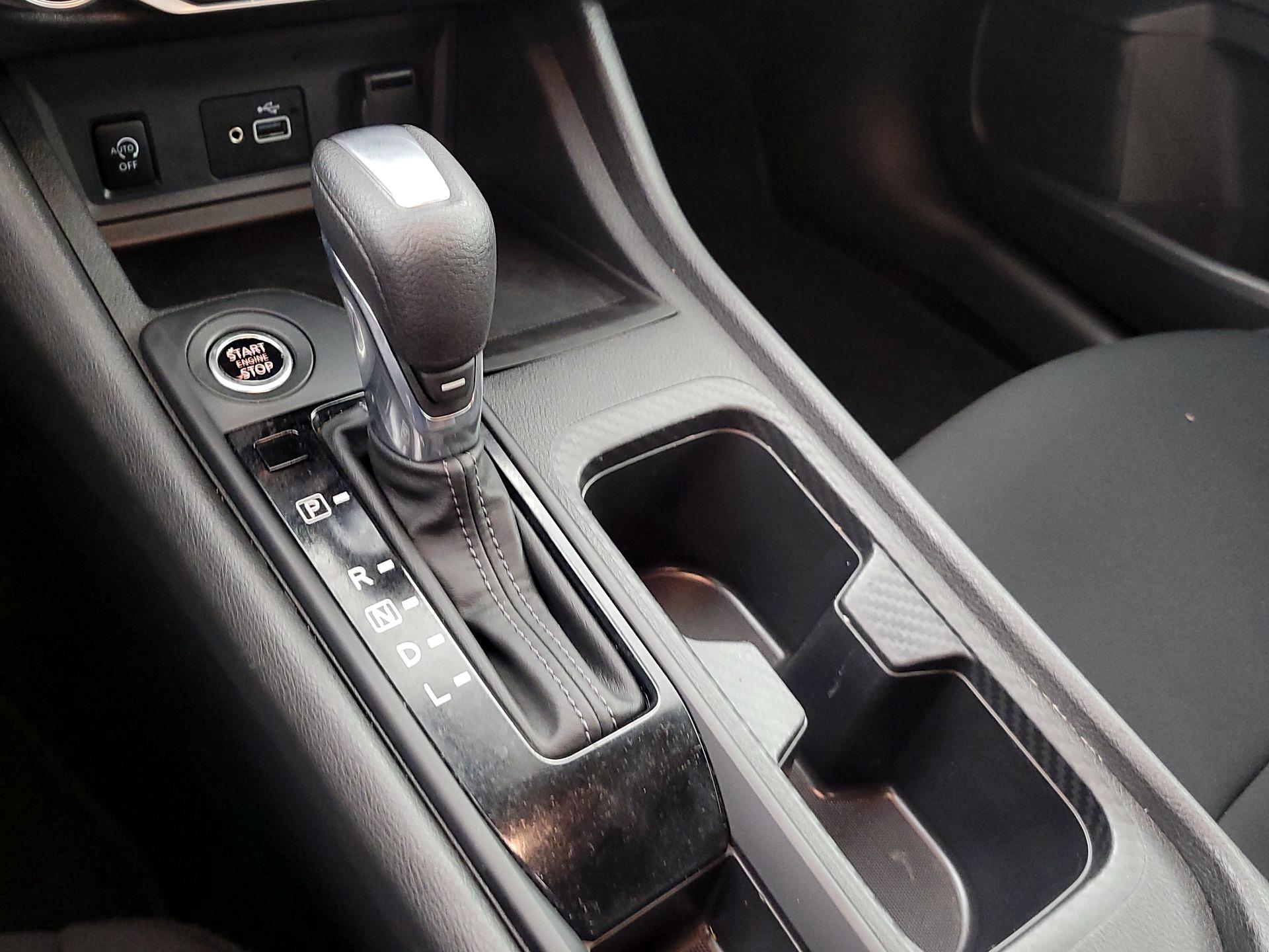 Thumbnail: 2024 Nissan Sentra - 17