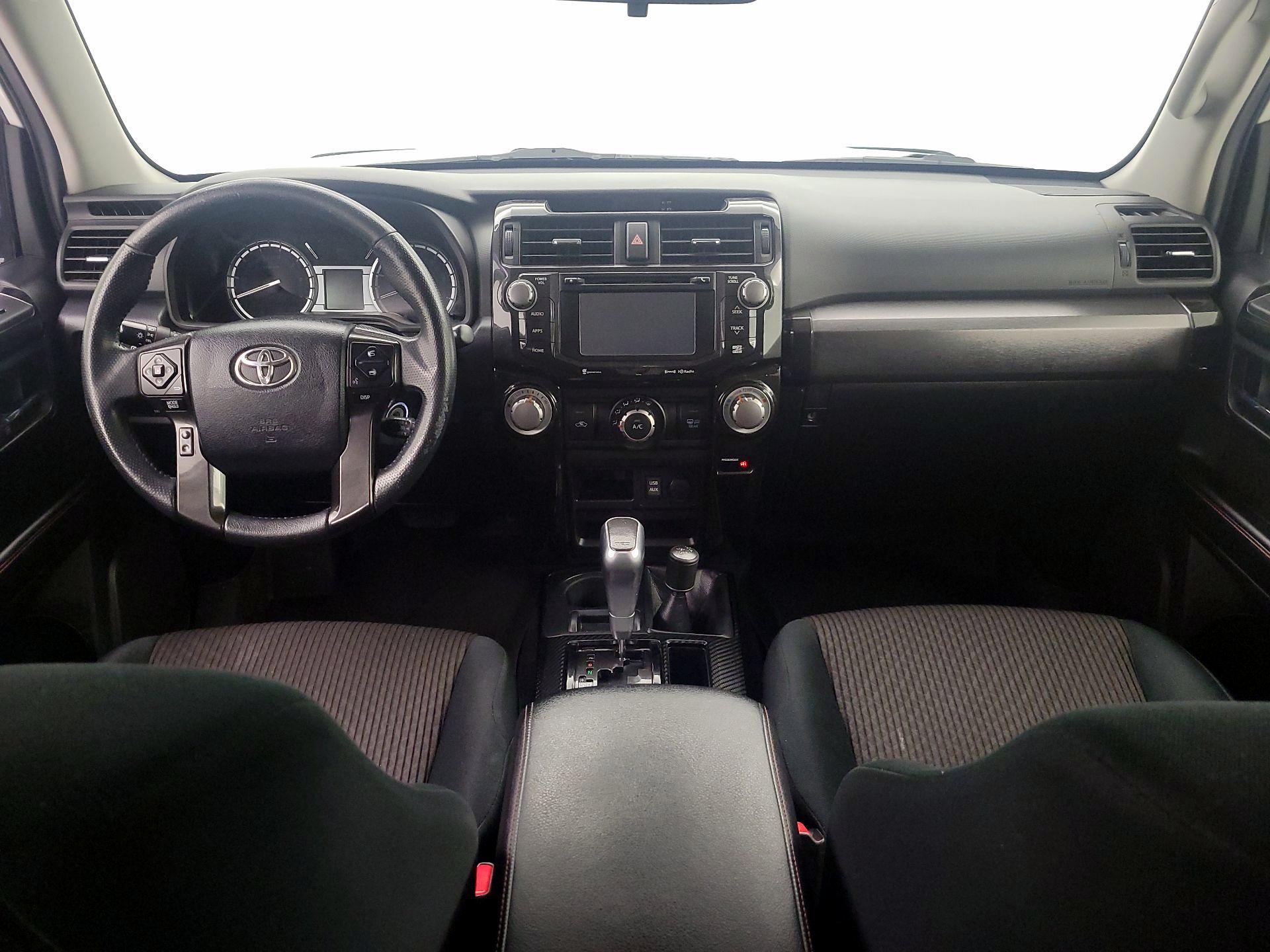 Thumbnail: 2017 Toyota 4Runner - 9